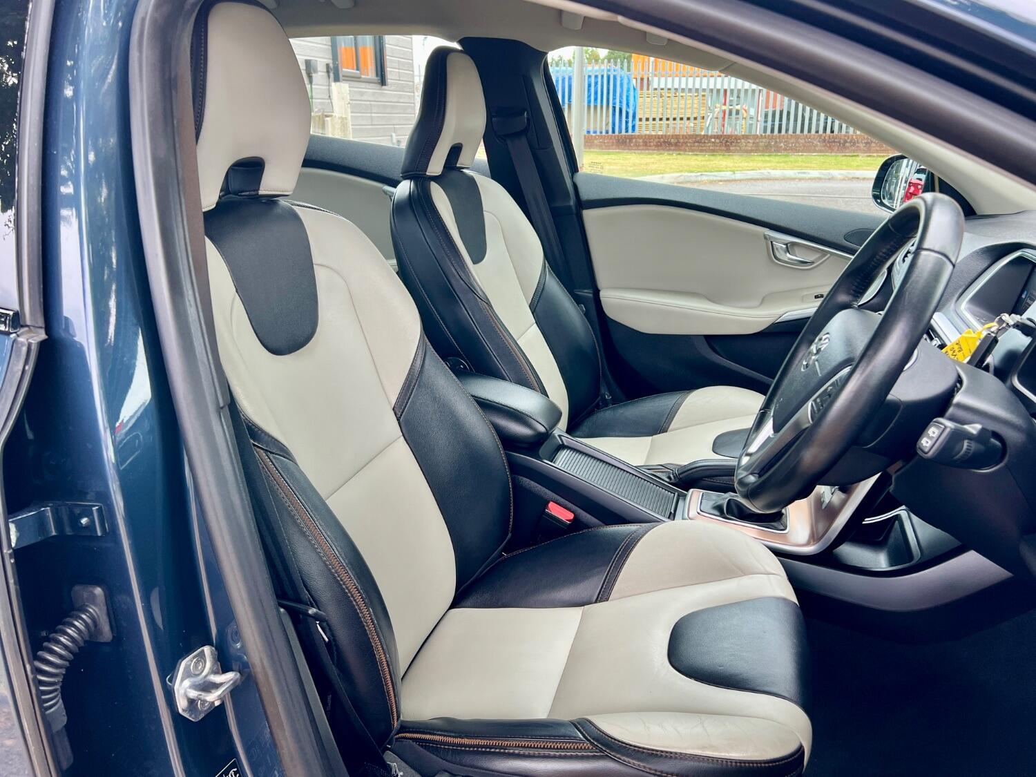 Volvo V40