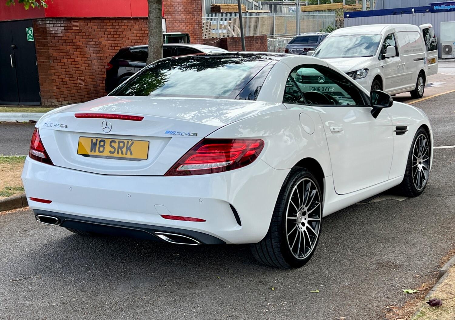 Mercedes Benz SLC