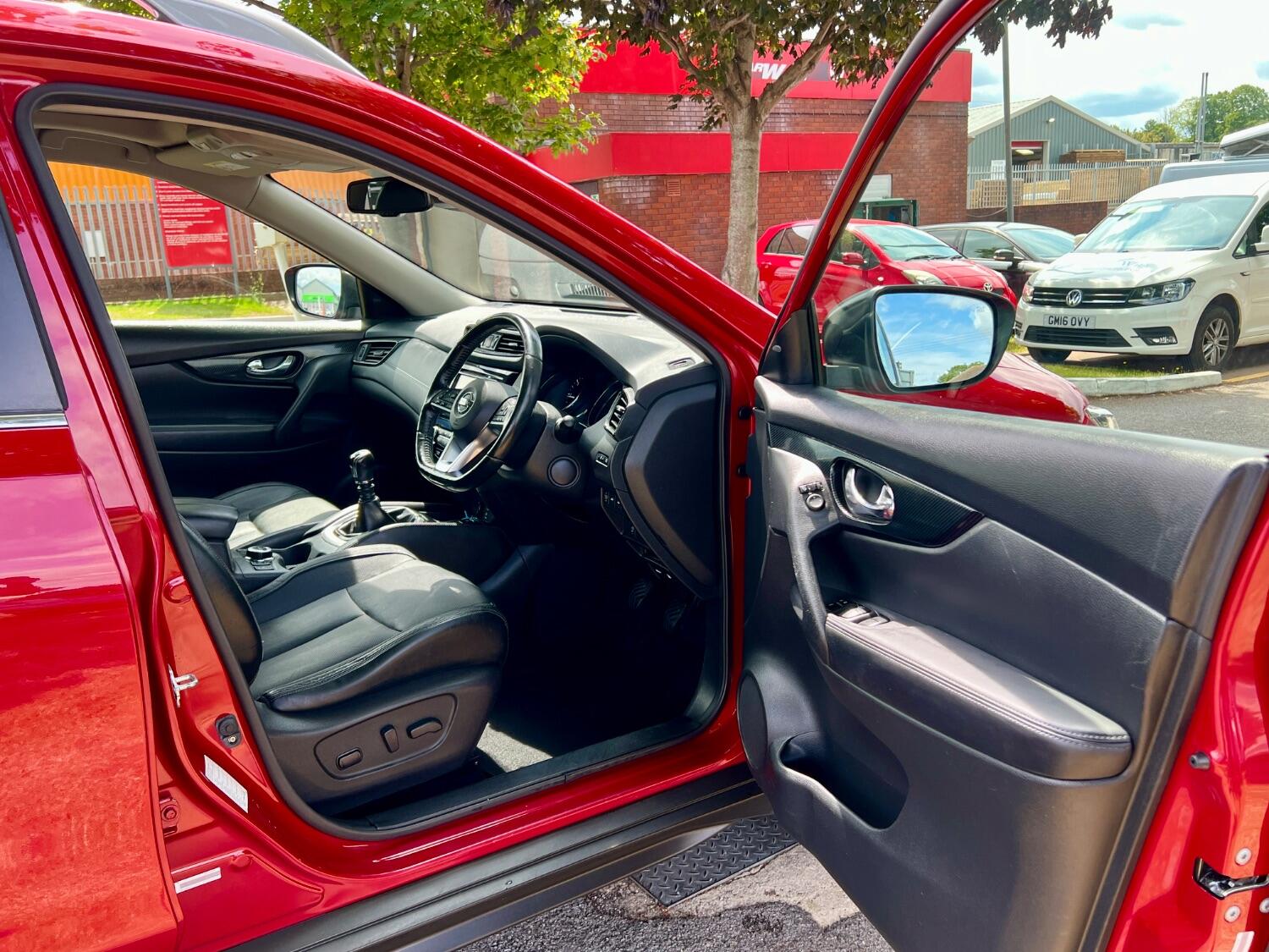 Nissan X Trail