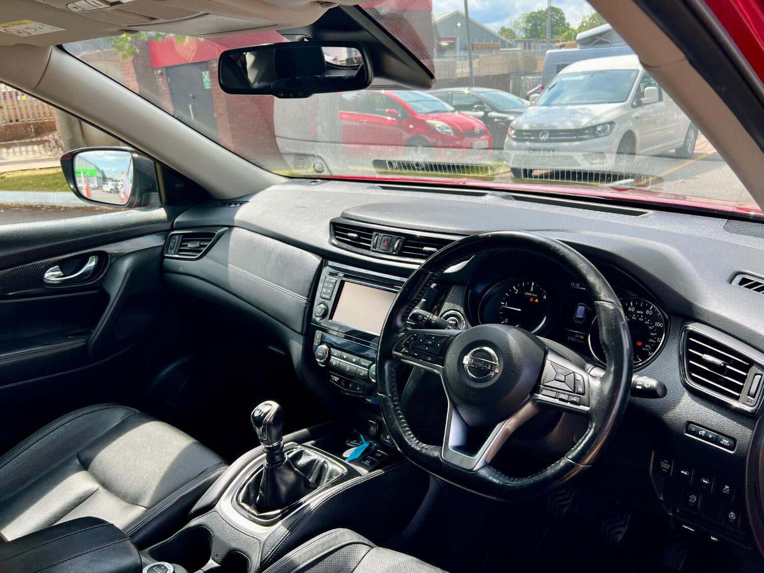Nissan X Trail