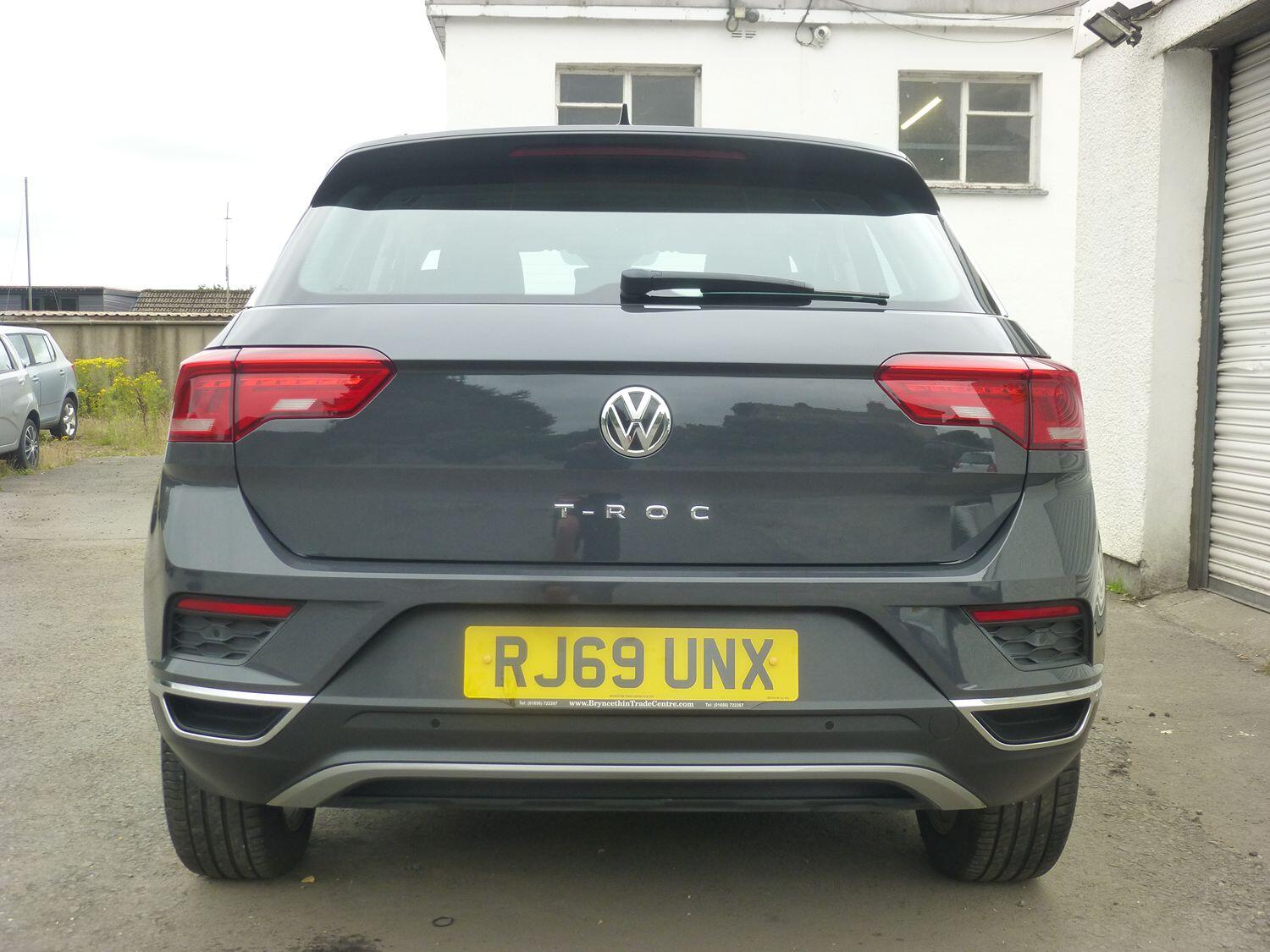 Volkswagen T Roc