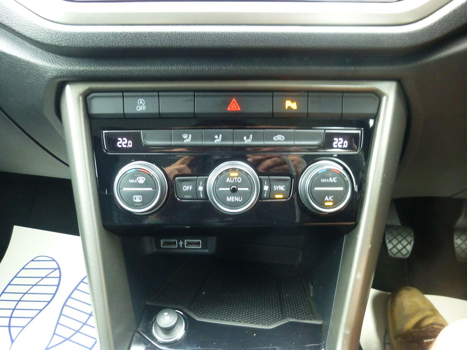 Volkswagen T Roc