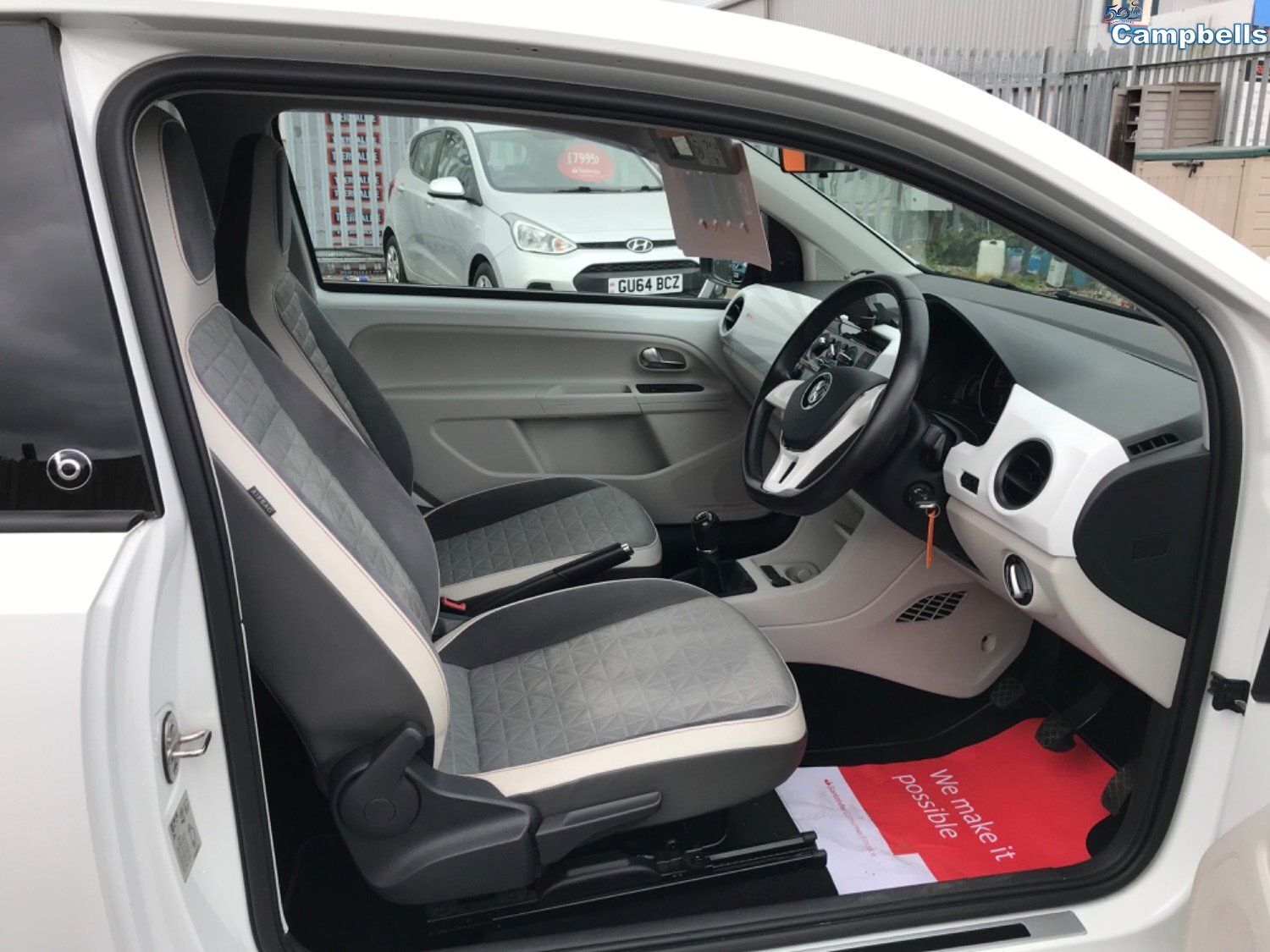 Volkswagen UP