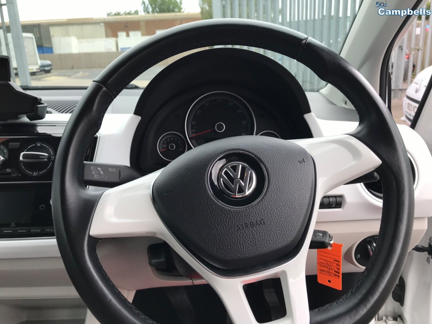 Volkswagen UP