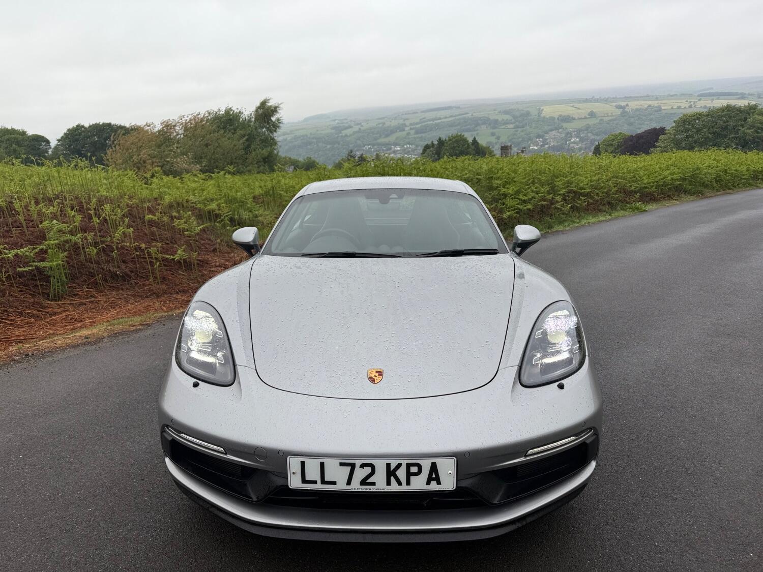 Porsche 718