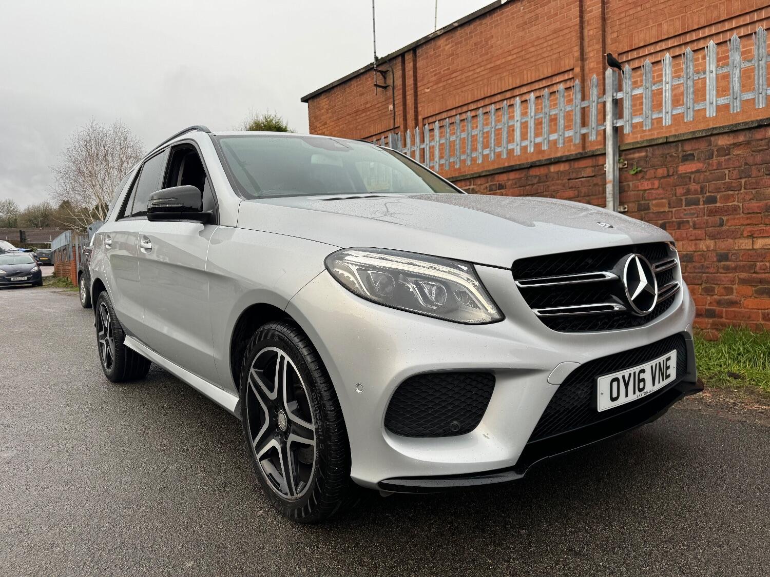 Mercedes Benz GLE-CLASS