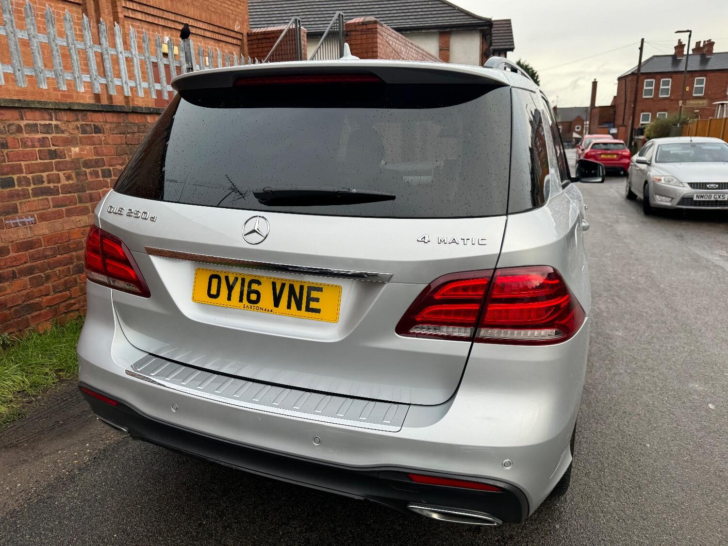 Mercedes Benz GLE-CLASS