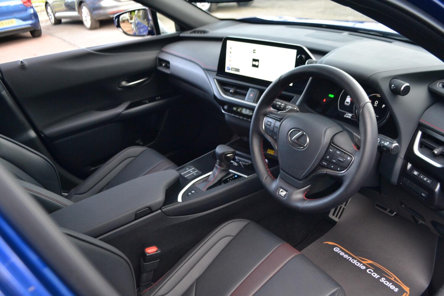 Lexus UX