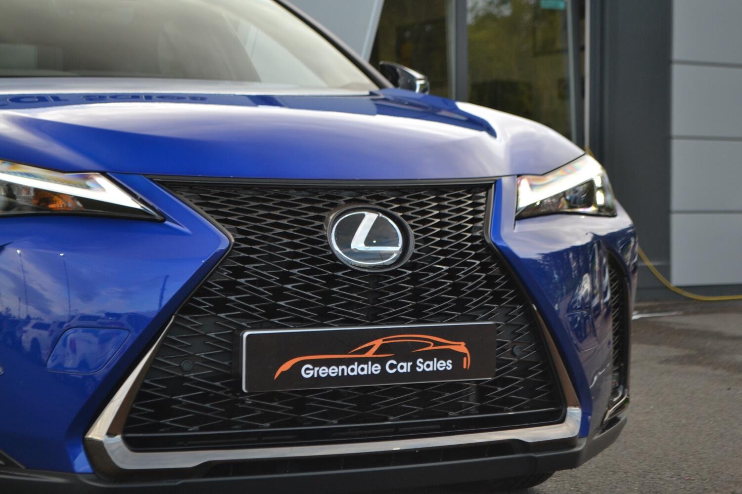 Lexus UX