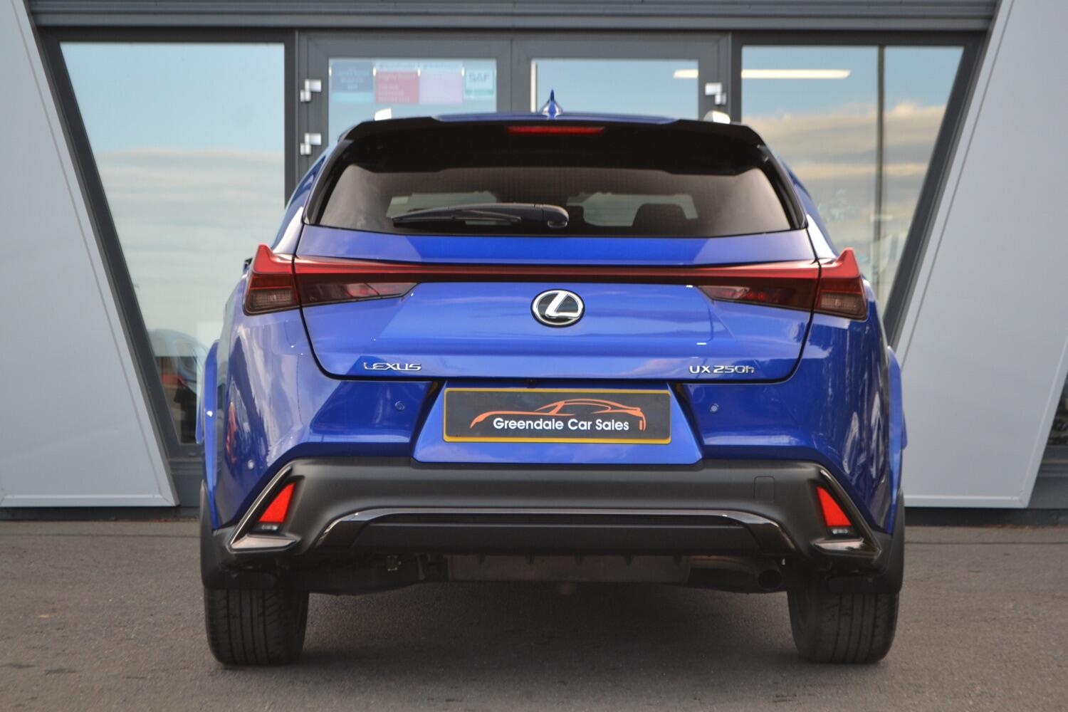 Lexus UX