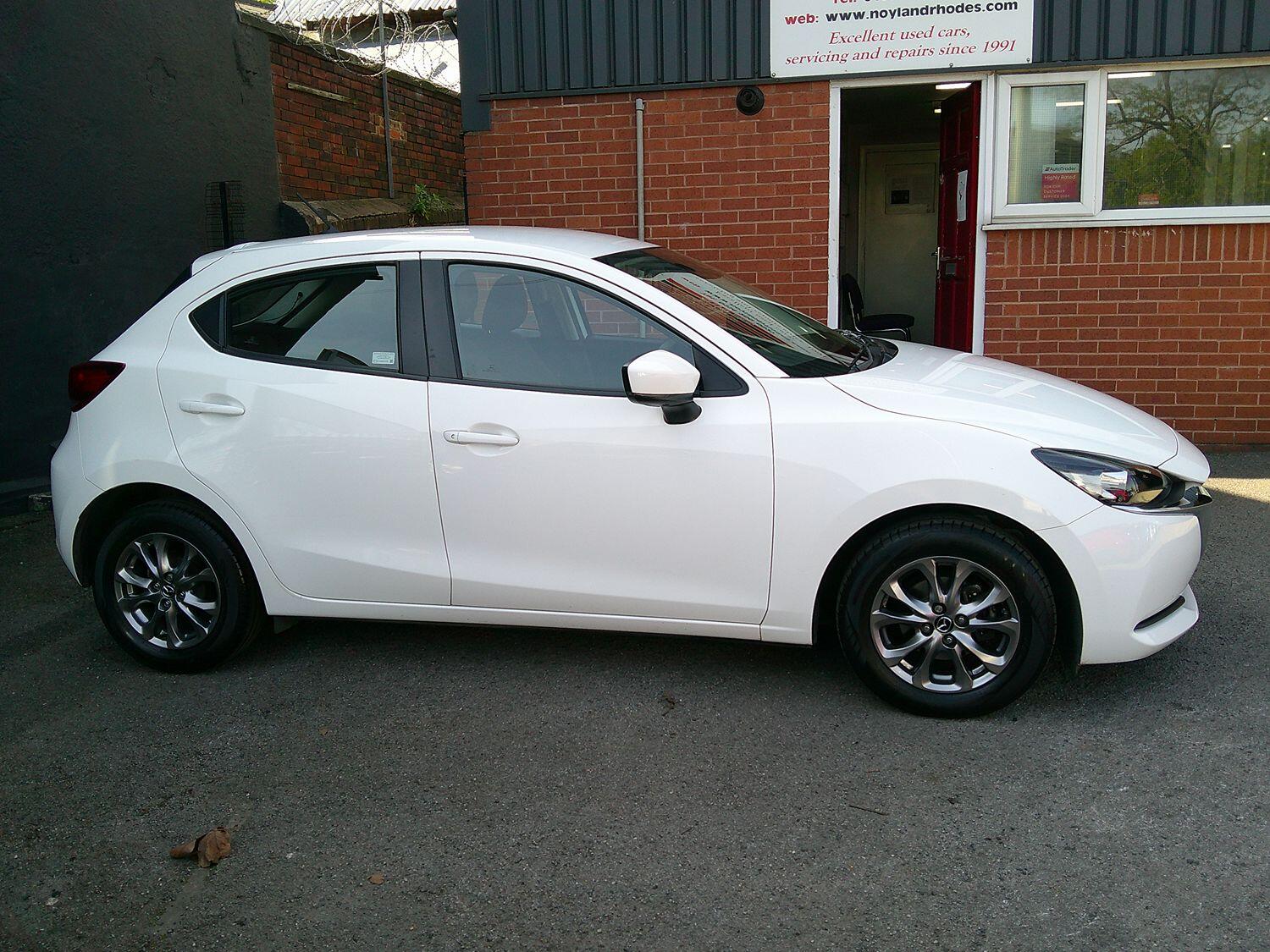 Mazda 2