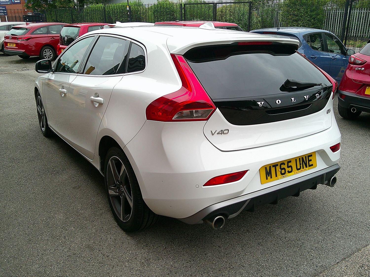 Volvo V40