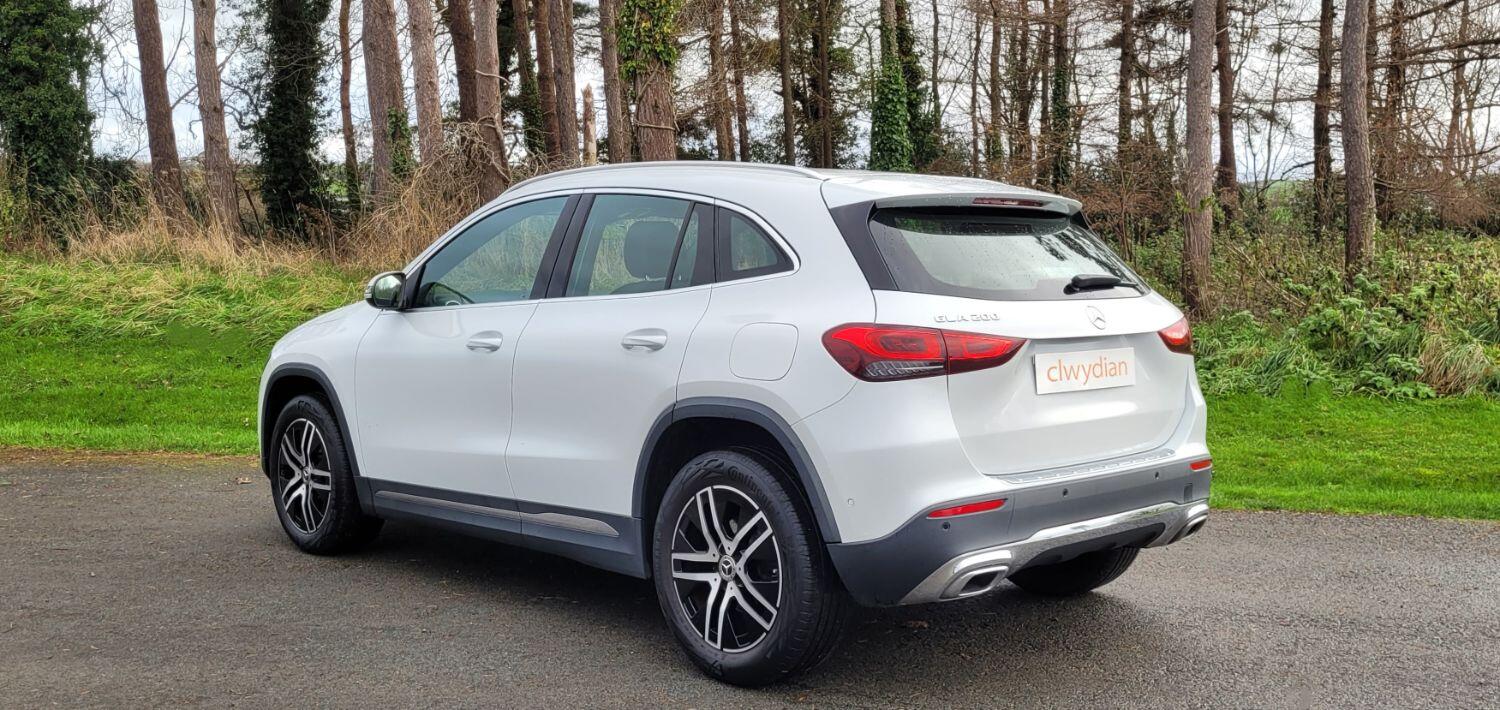Mercedes Benz GLA Class