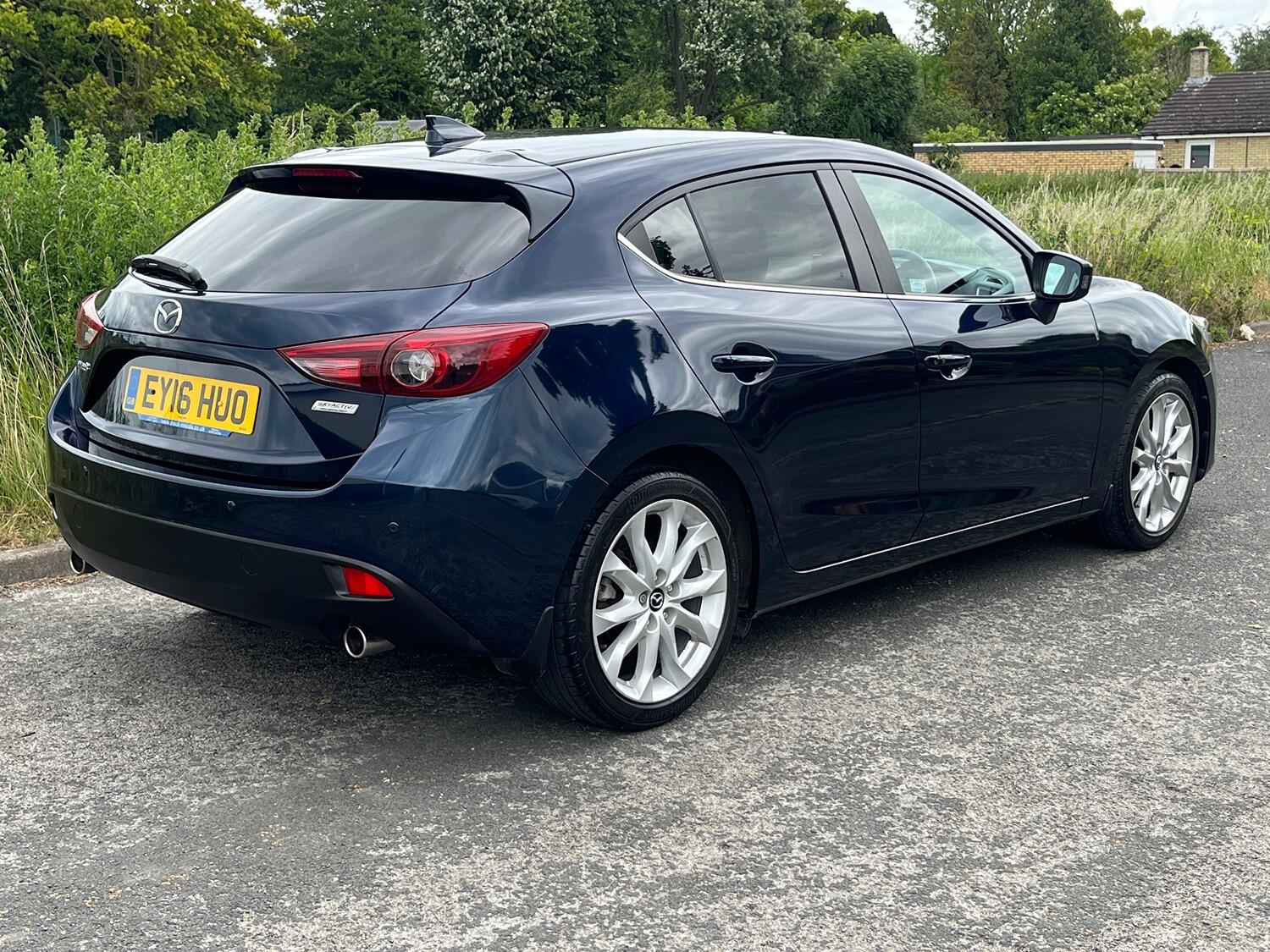 Mazda 3