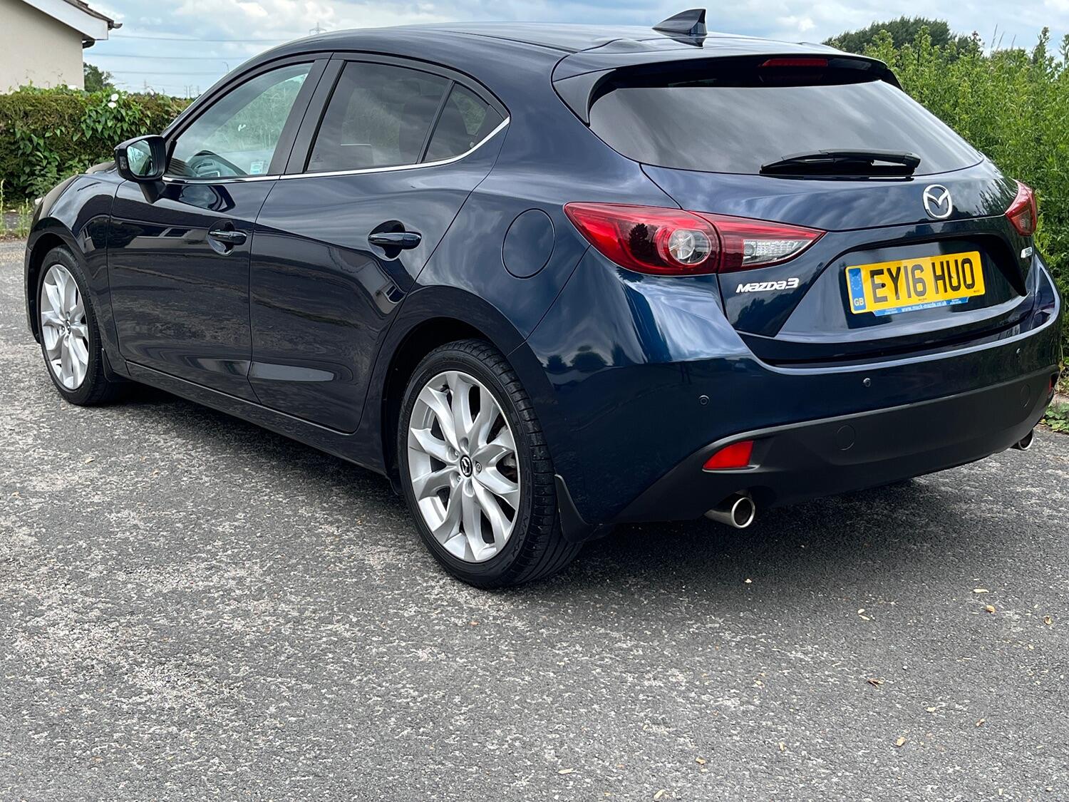 Mazda 3