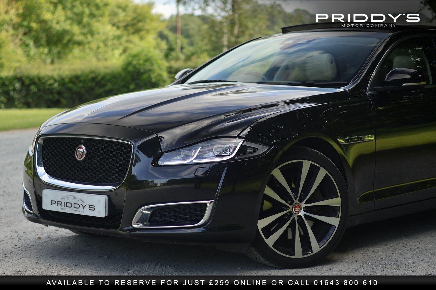 Jaguar XJ