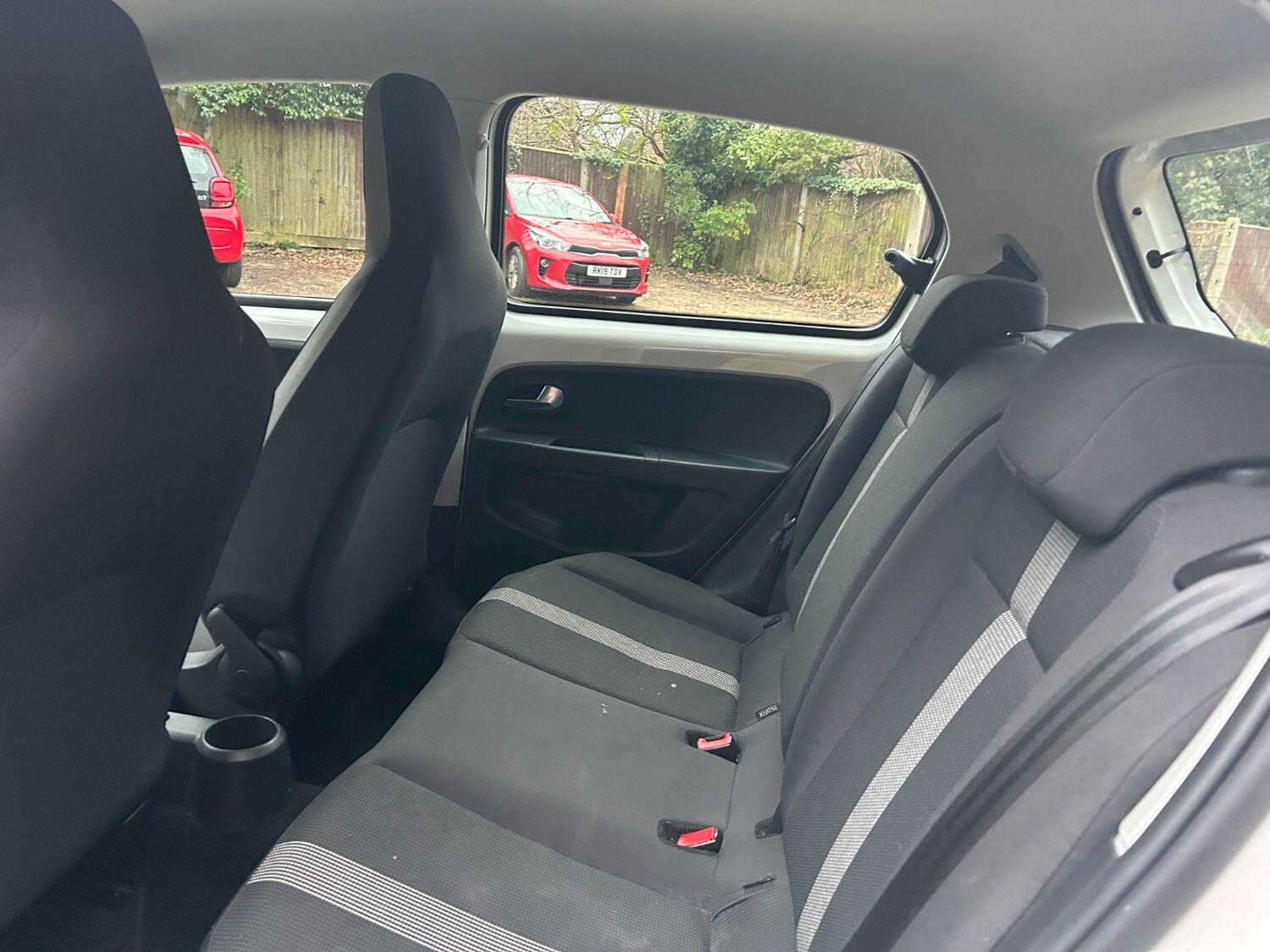 Volkswagen UP