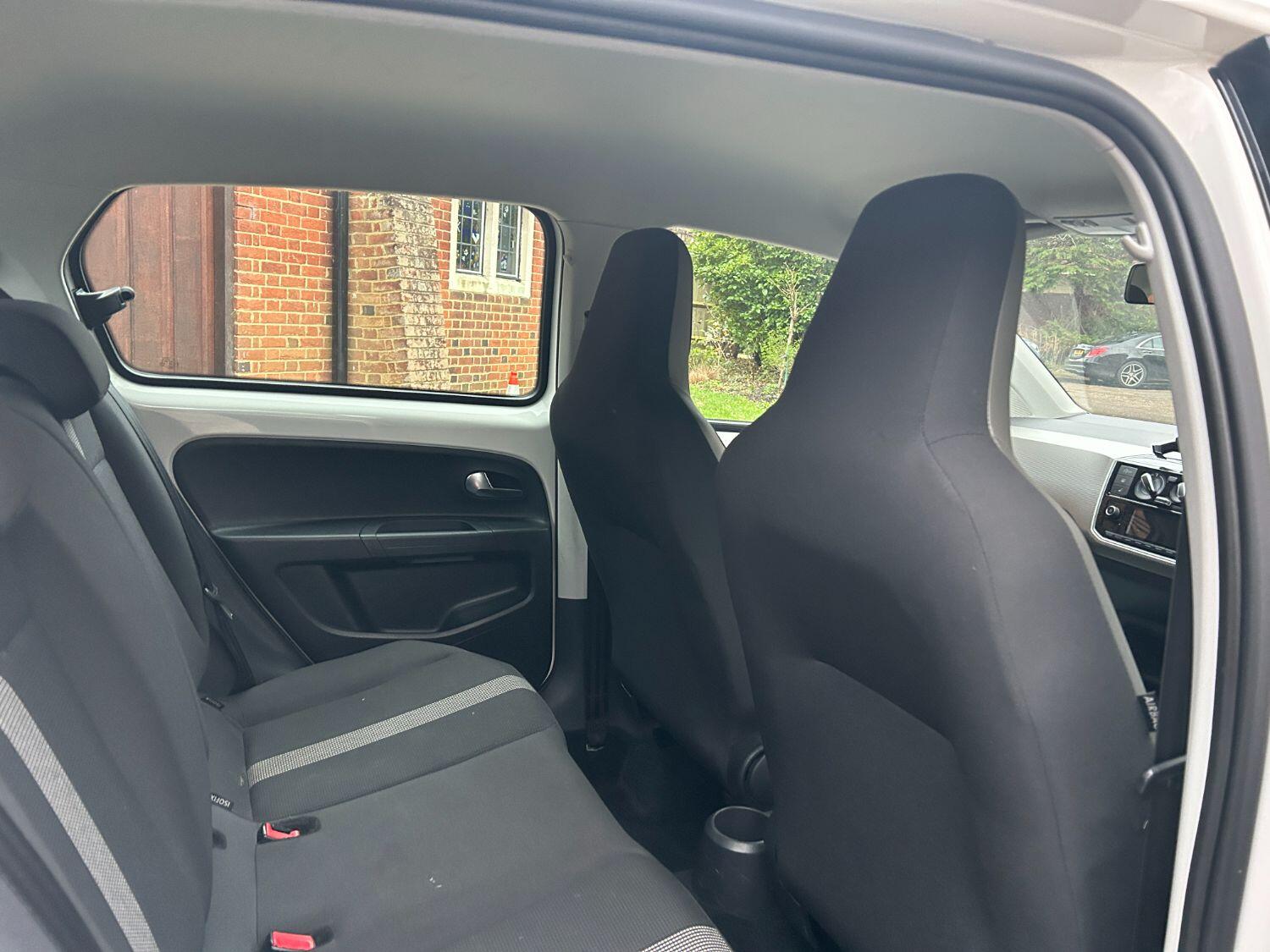 Volkswagen UP