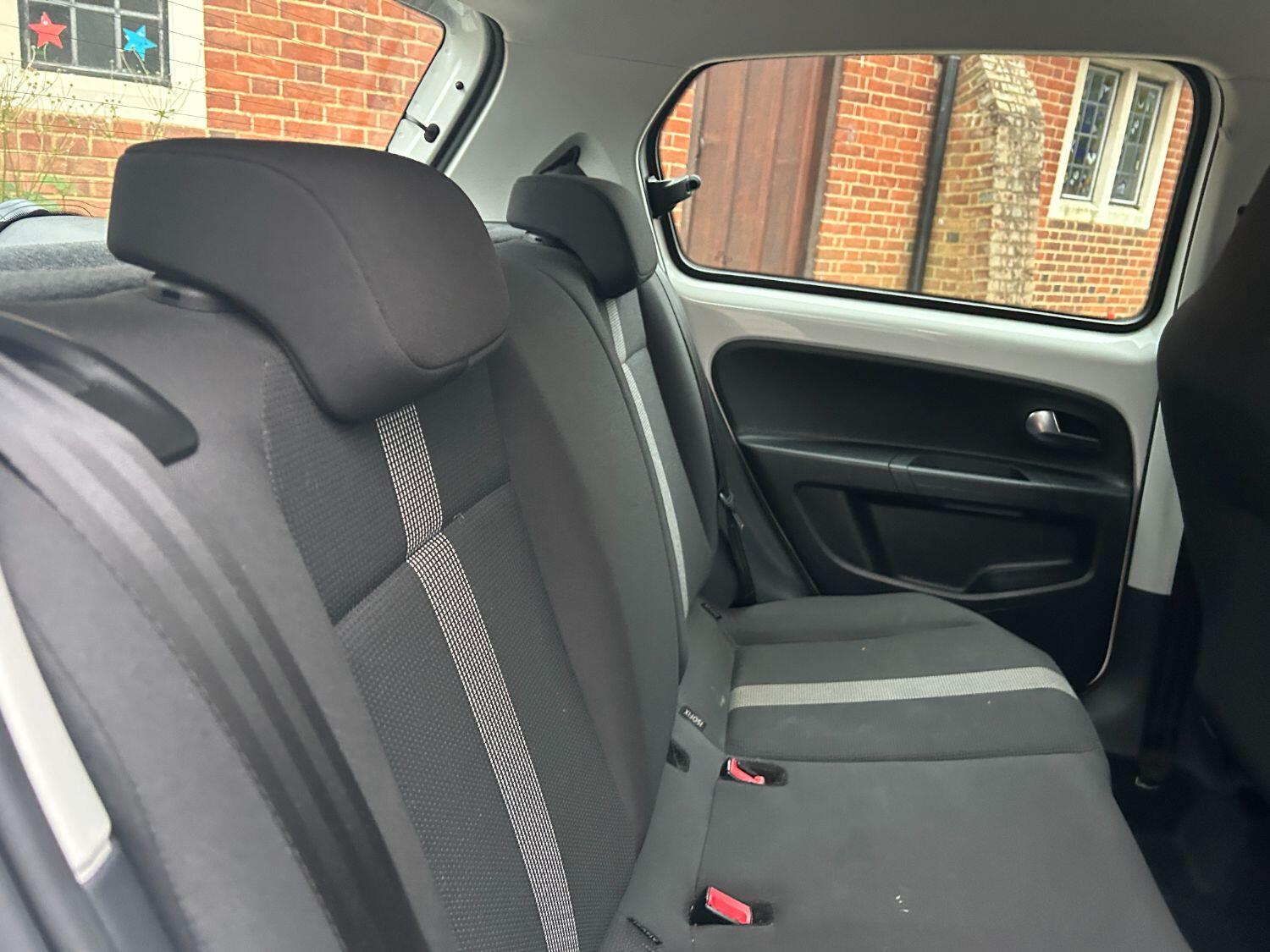 Volkswagen UP
