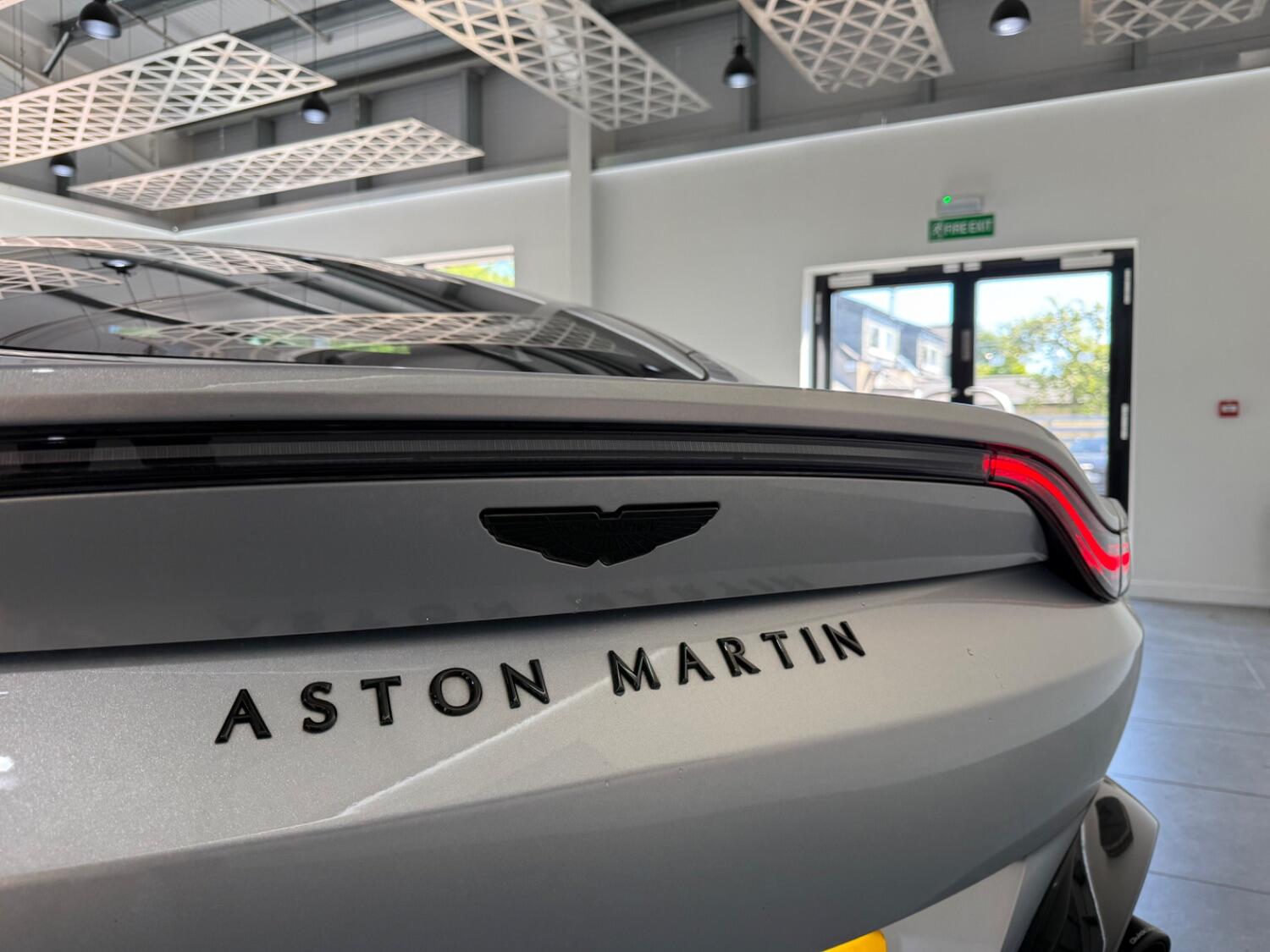 Aston Martin Vantage