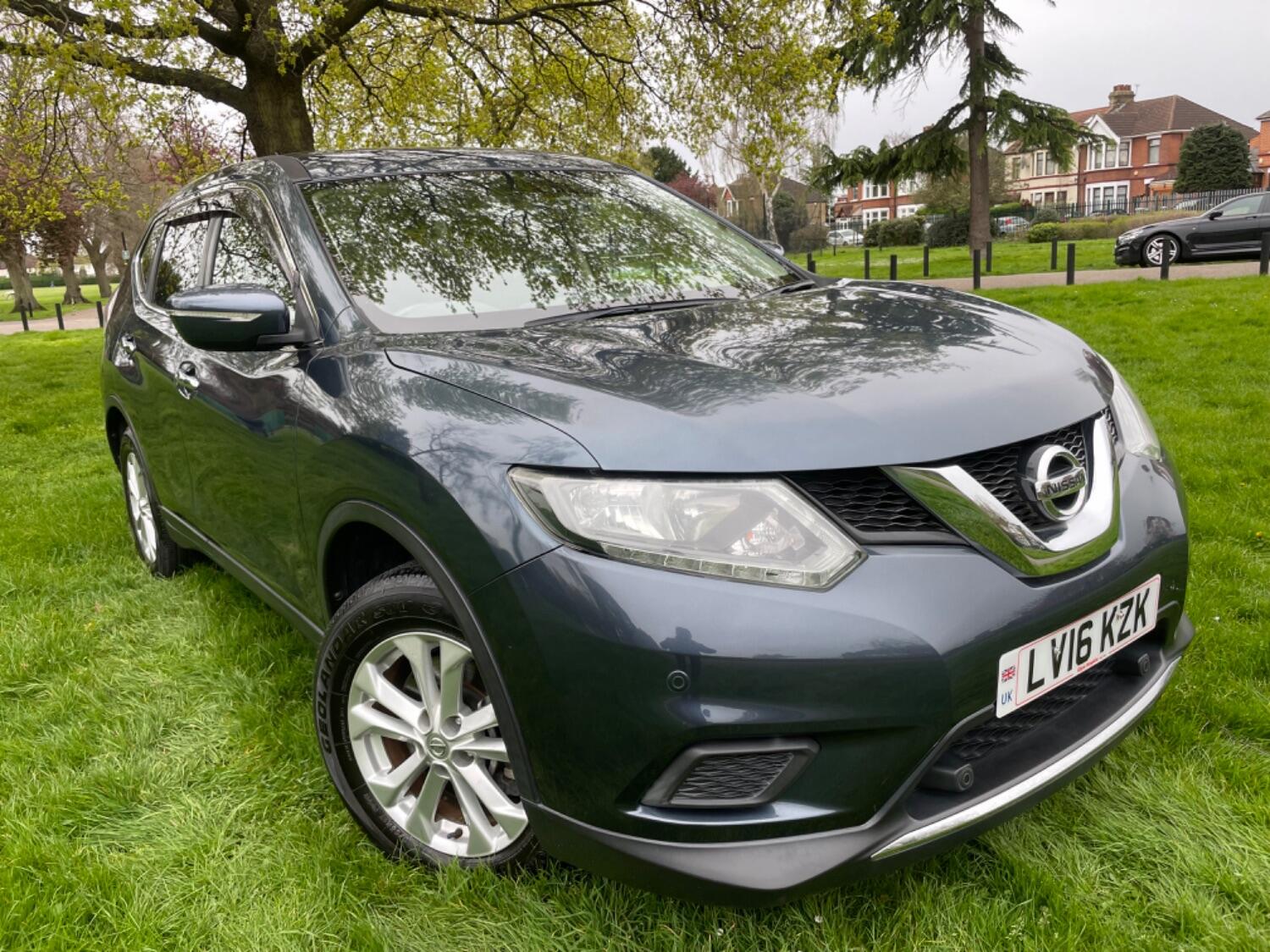 Nissan X Trail