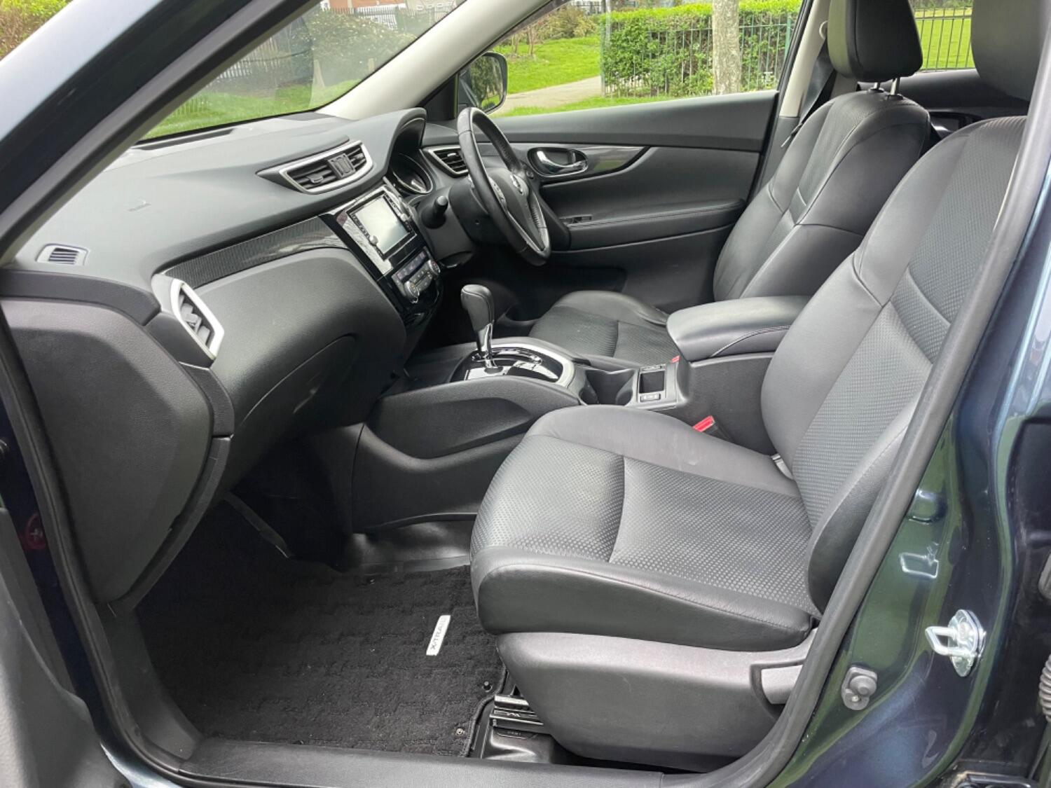 Nissan X Trail