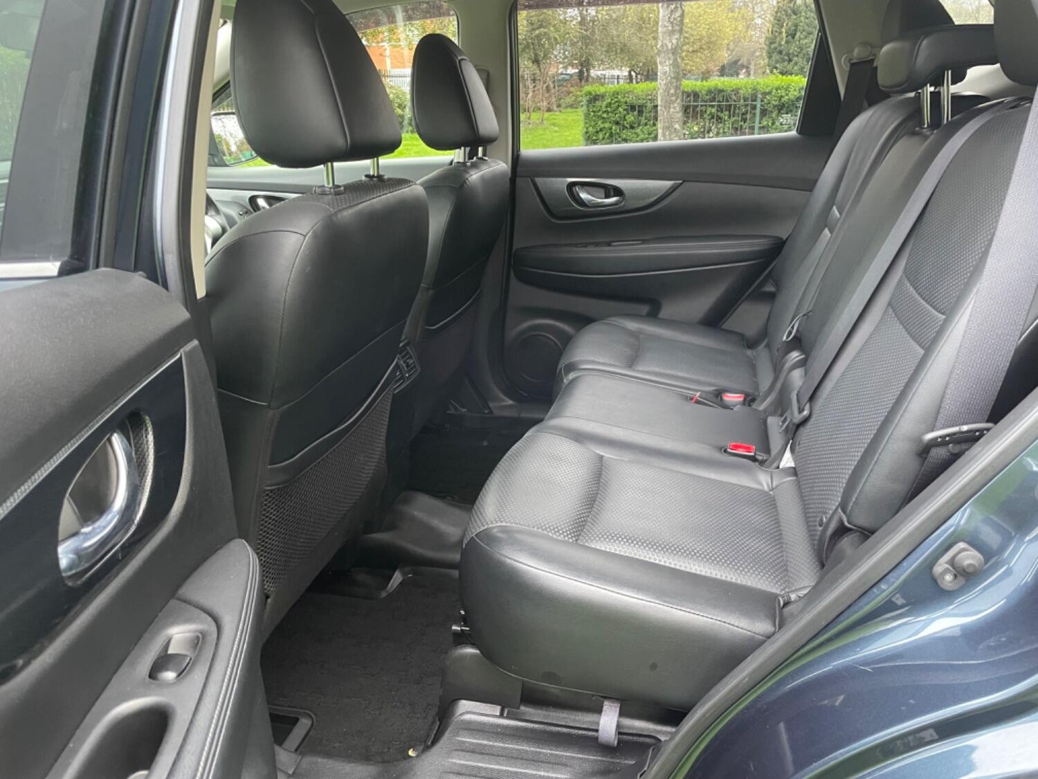 Nissan X Trail