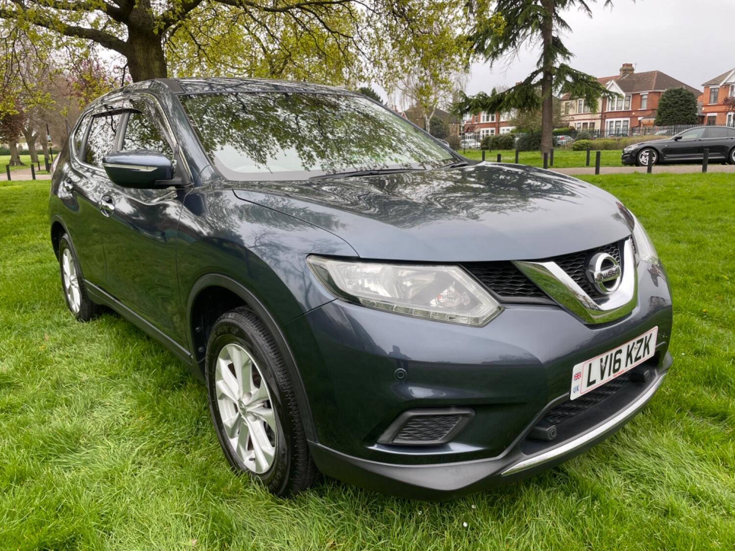 Nissan X Trail