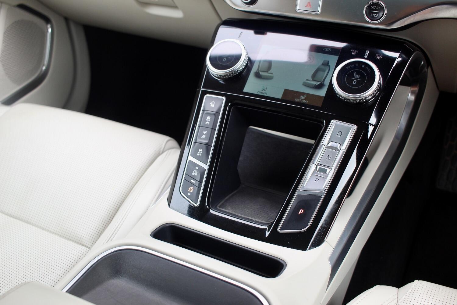 Jaguar I Pace