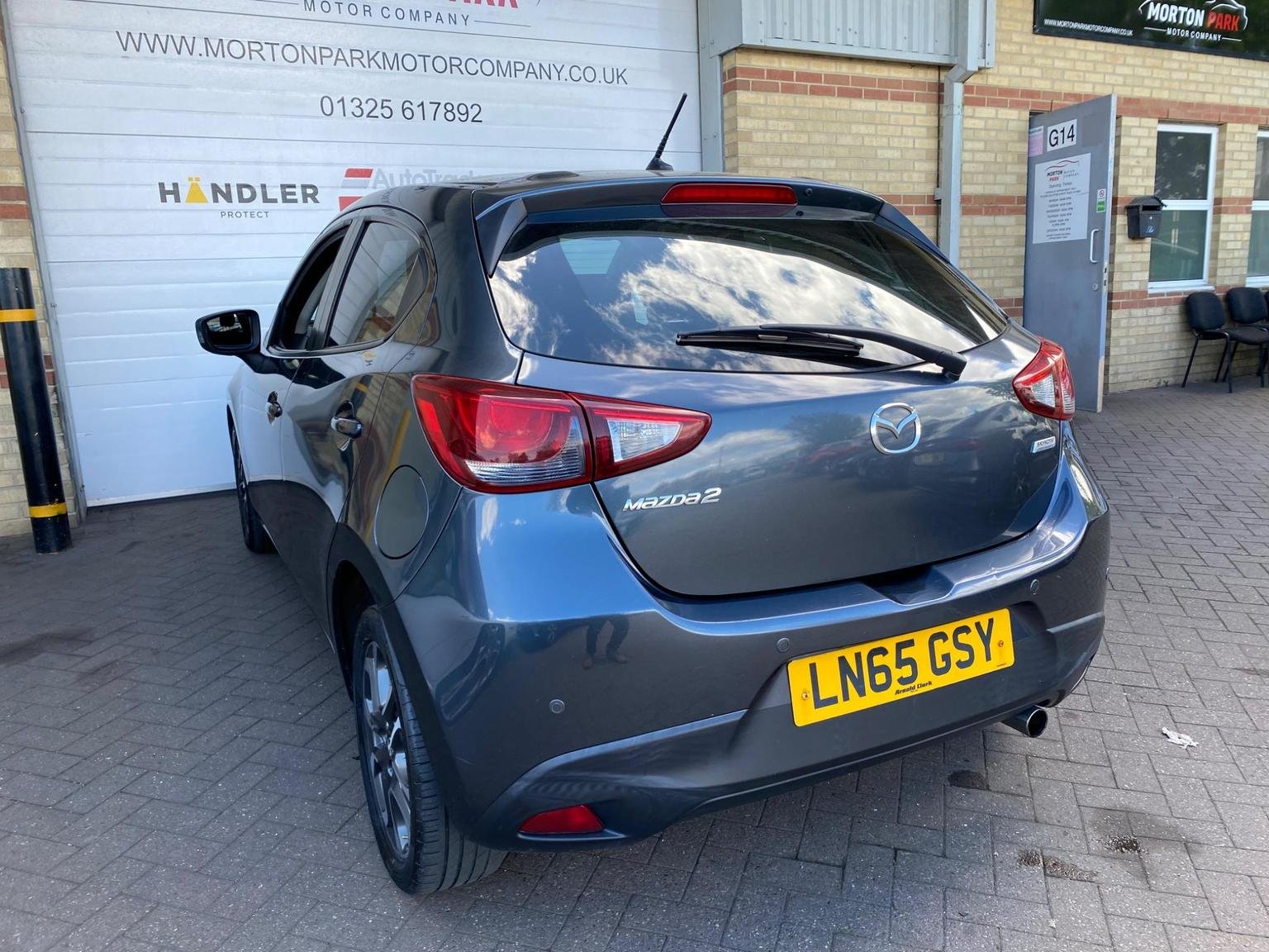 Mazda 2