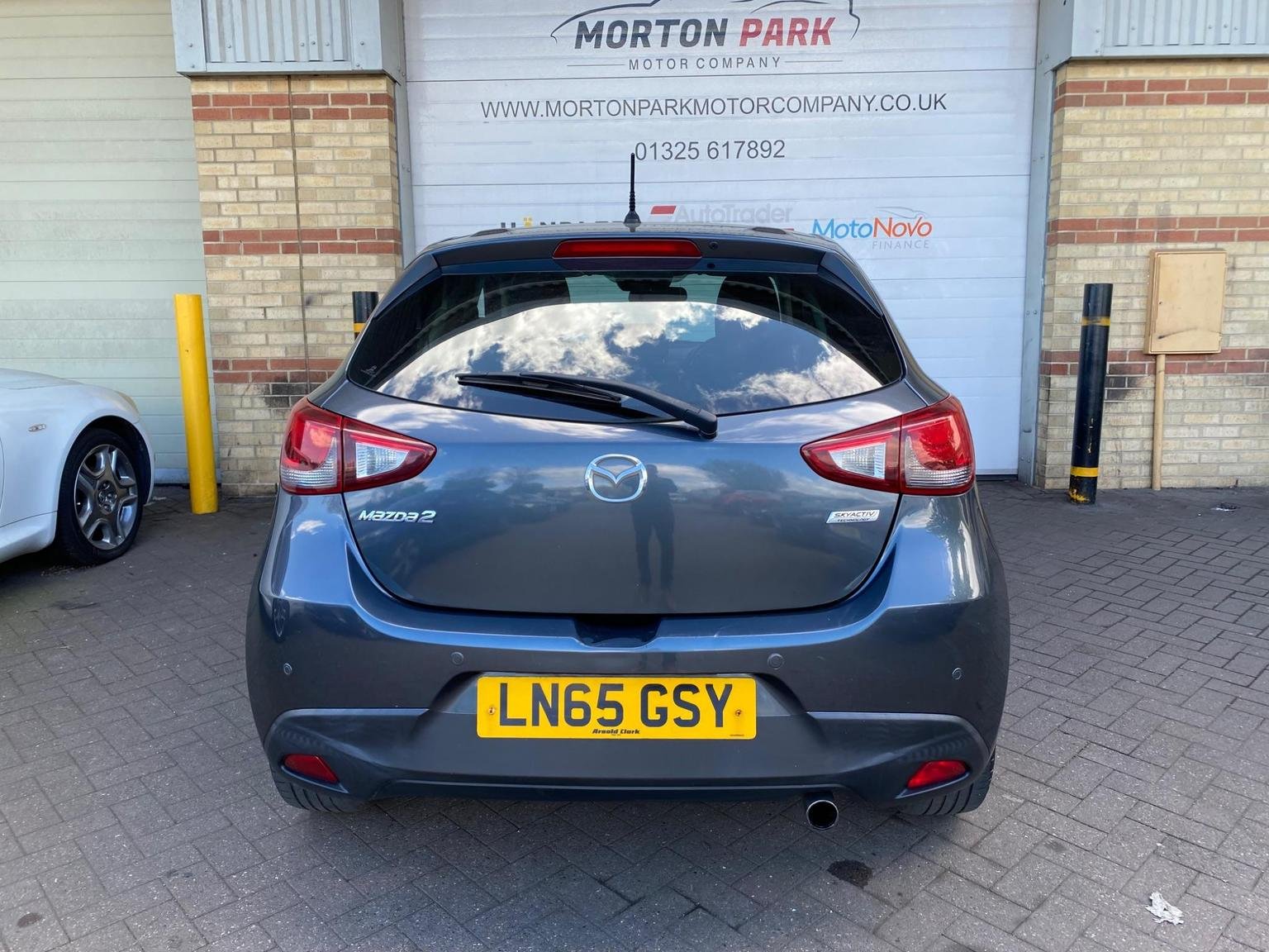 Mazda 2