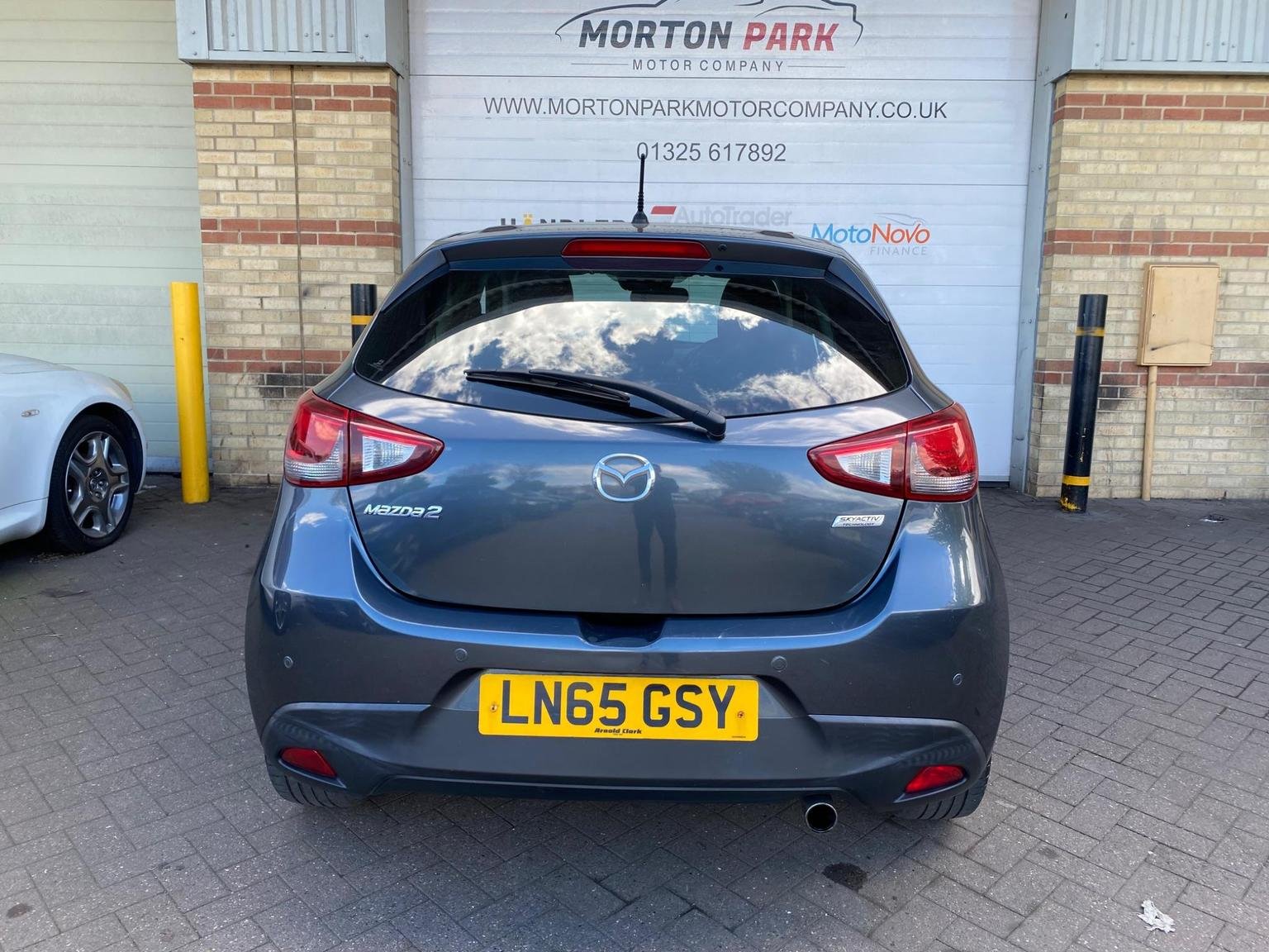 Mazda 2