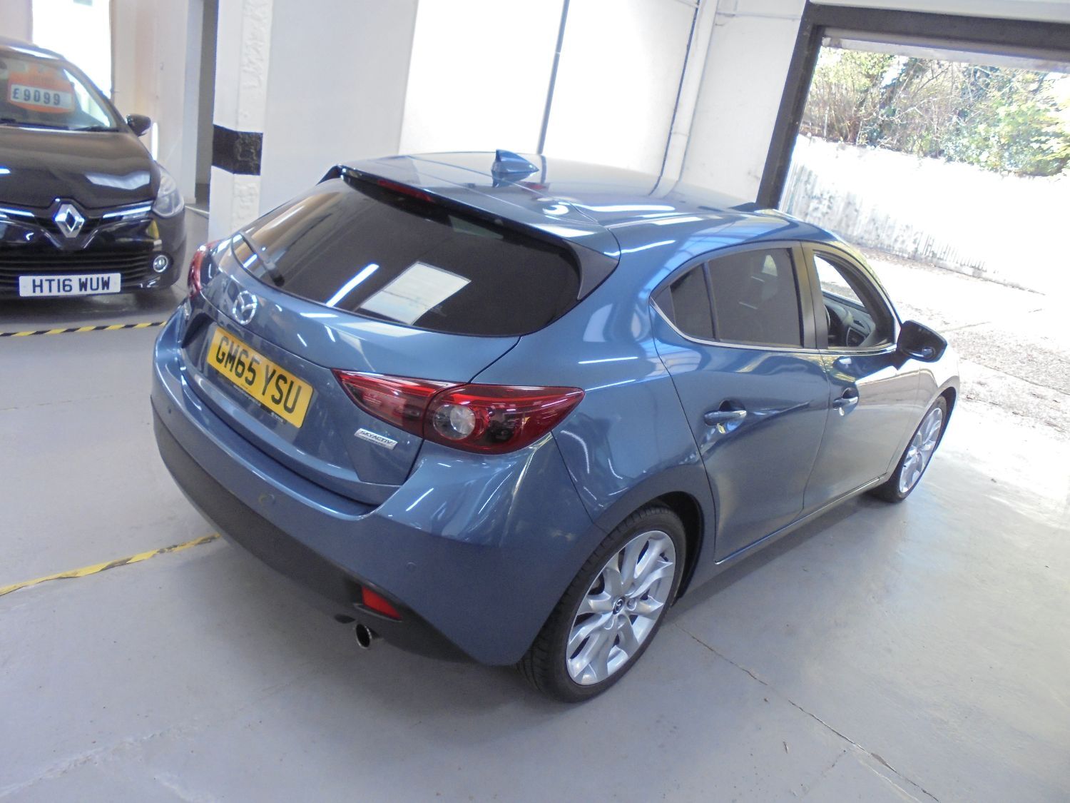 Mazda 3