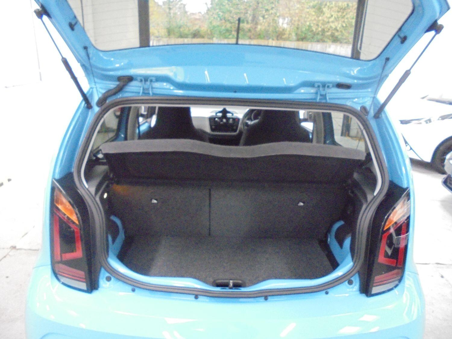 Volkswagen UP