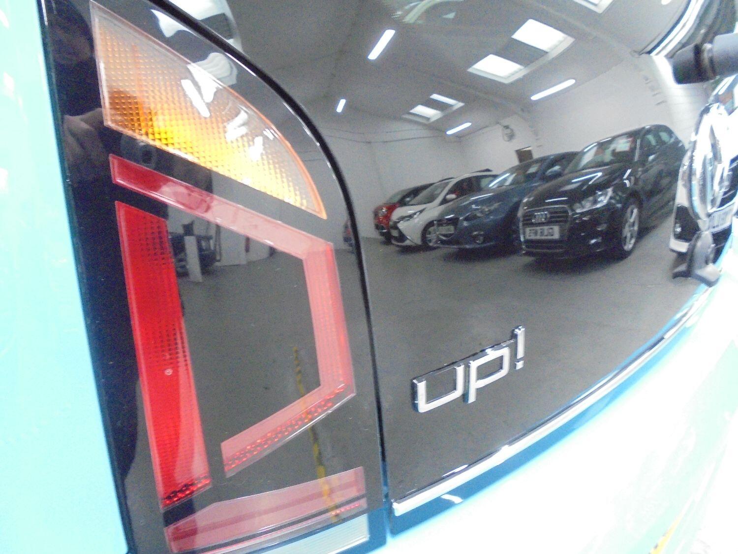 Volkswagen UP