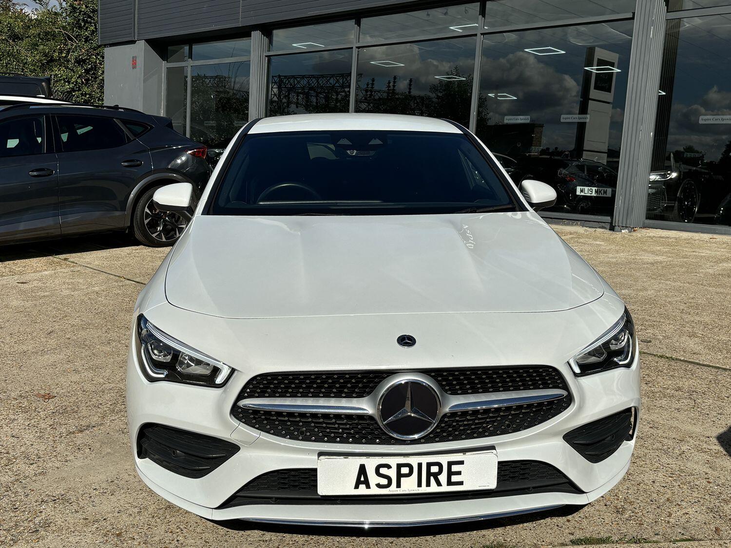 Mercedes Benz CLA