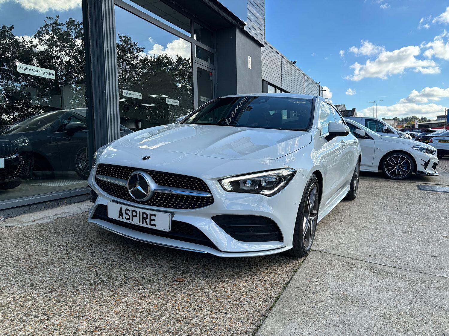 Mercedes Benz CLA