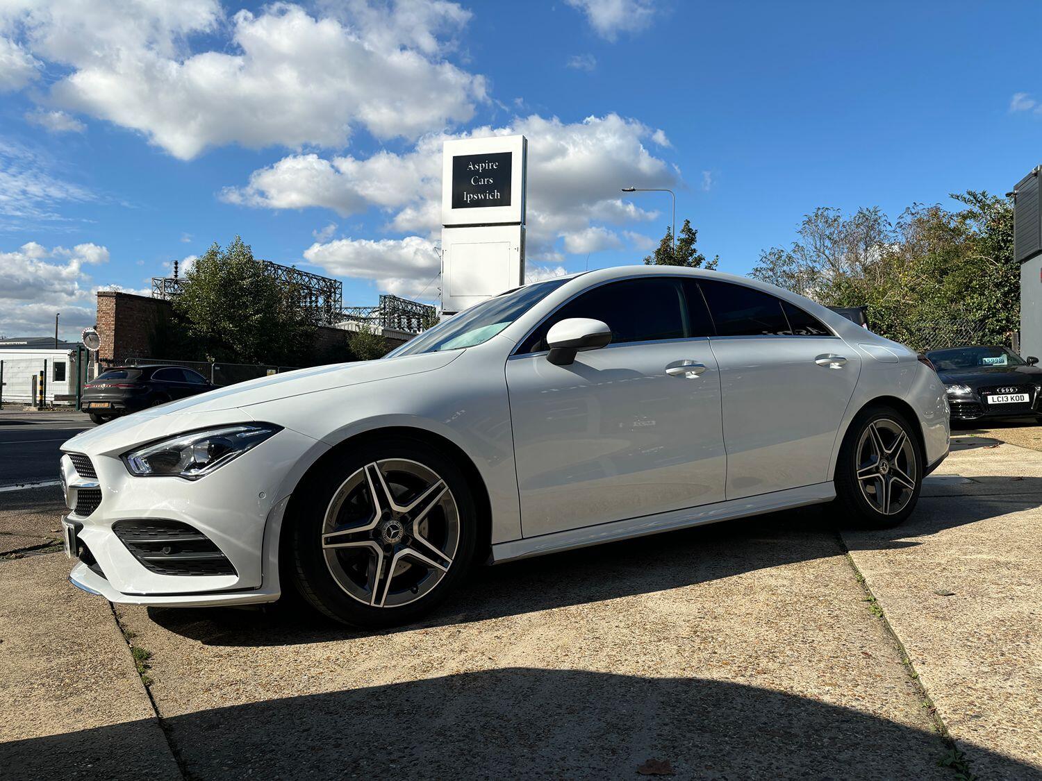Mercedes Benz CLA