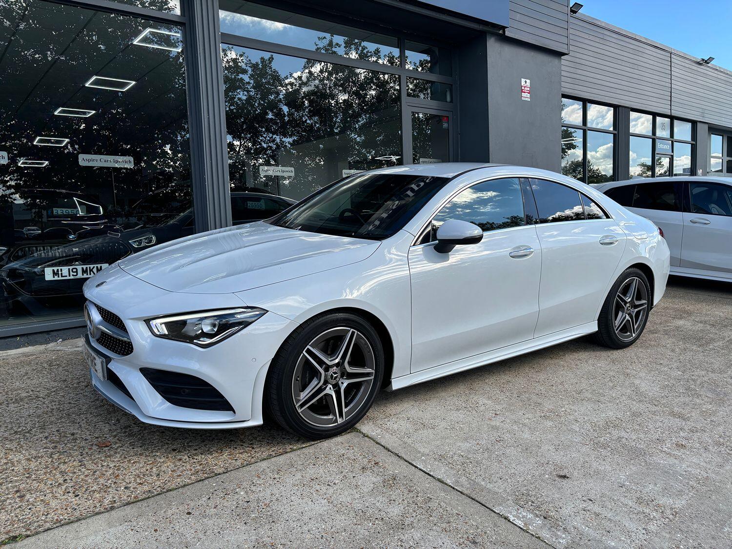 Mercedes Benz CLA