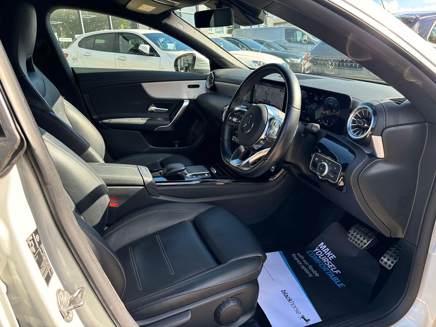 Mercedes Benz CLA