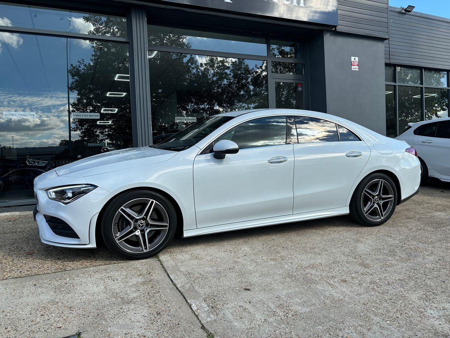 Mercedes Benz CLA