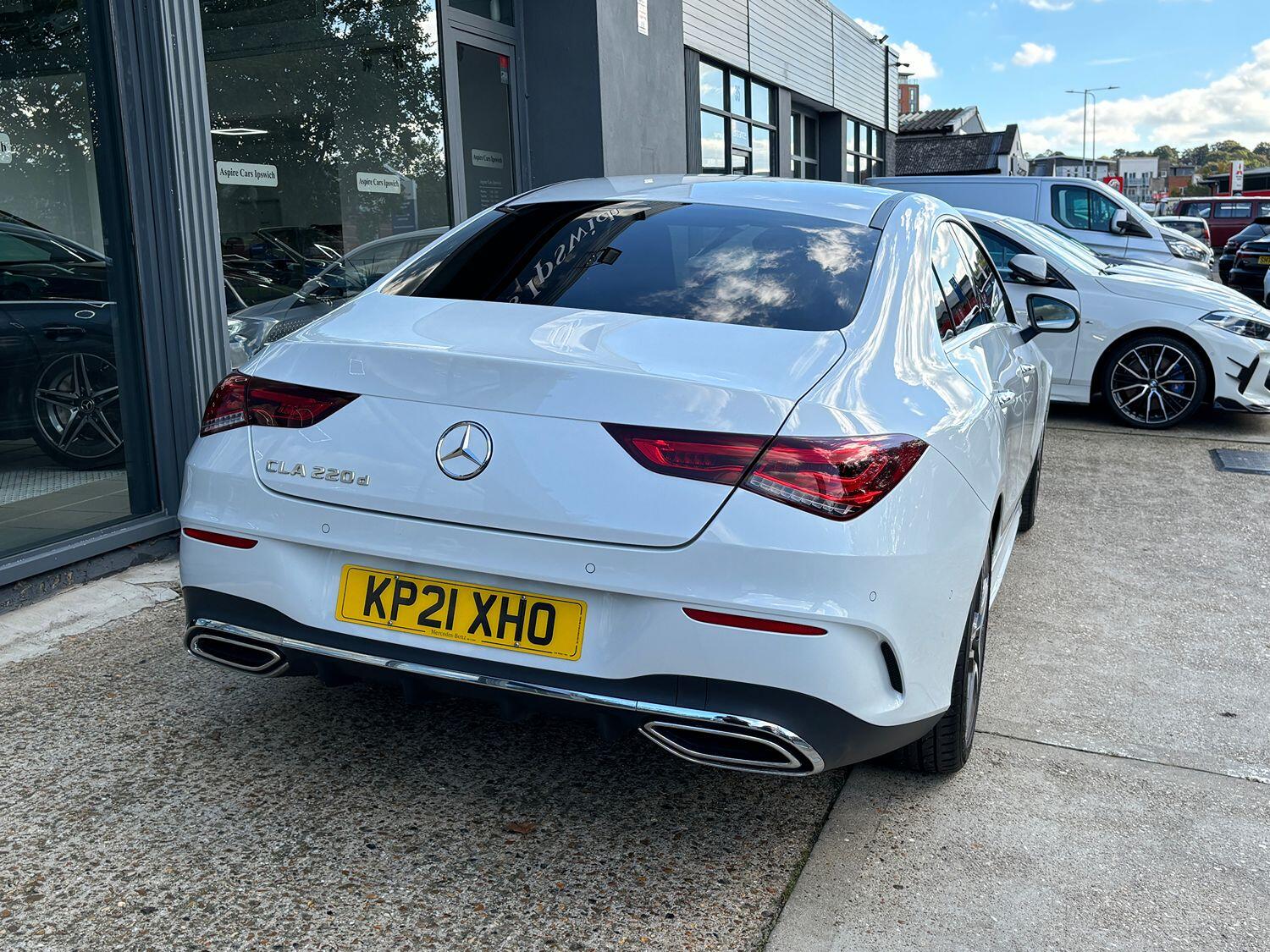 Mercedes Benz CLA