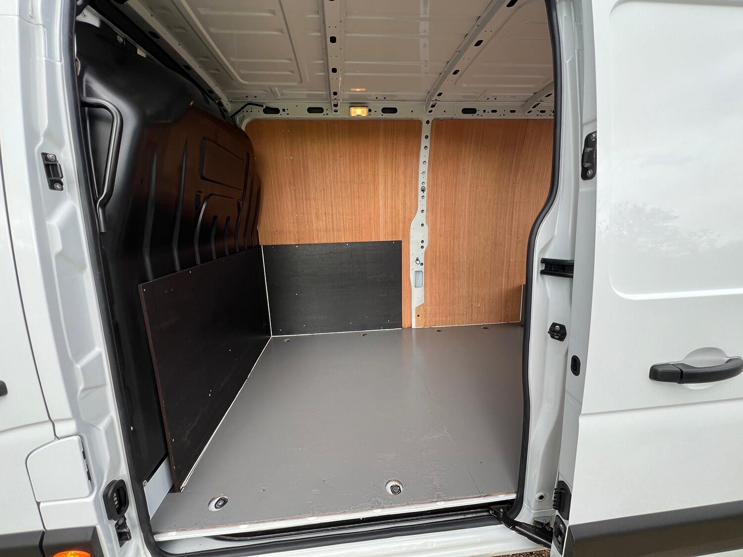 Nissan NV400