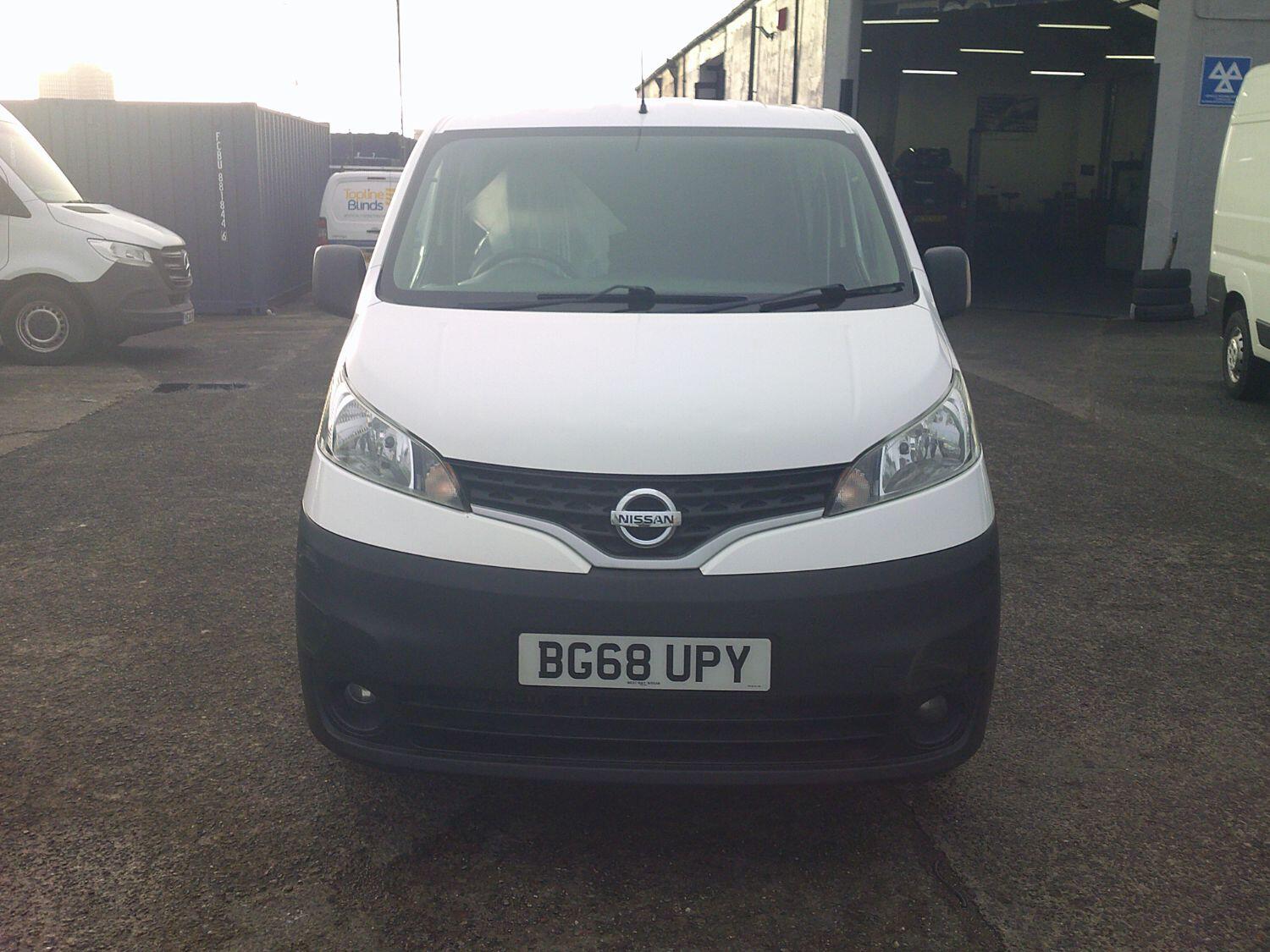 Nissan NV200