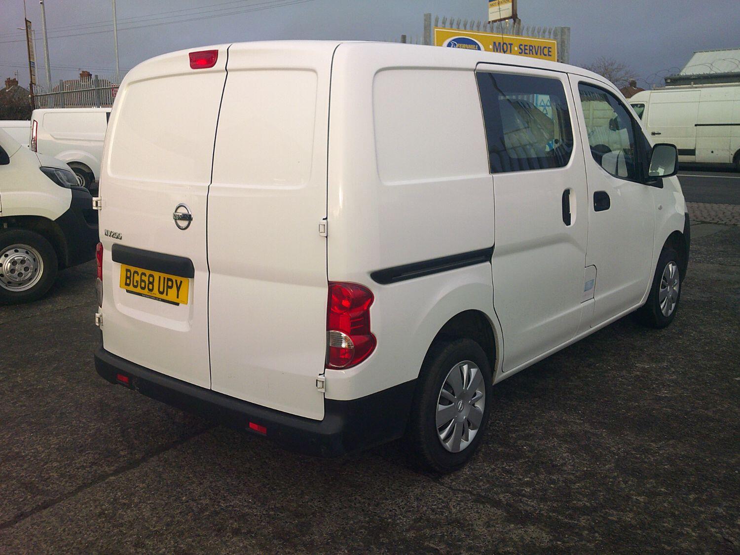 Nissan NV200