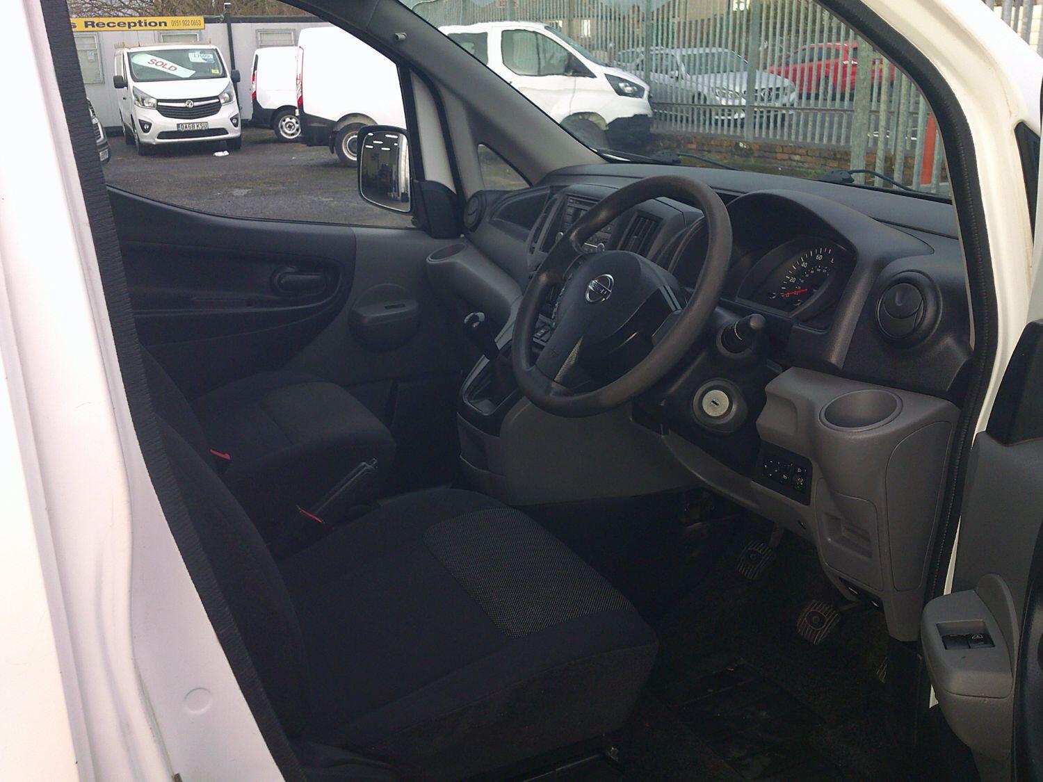 Nissan NV200