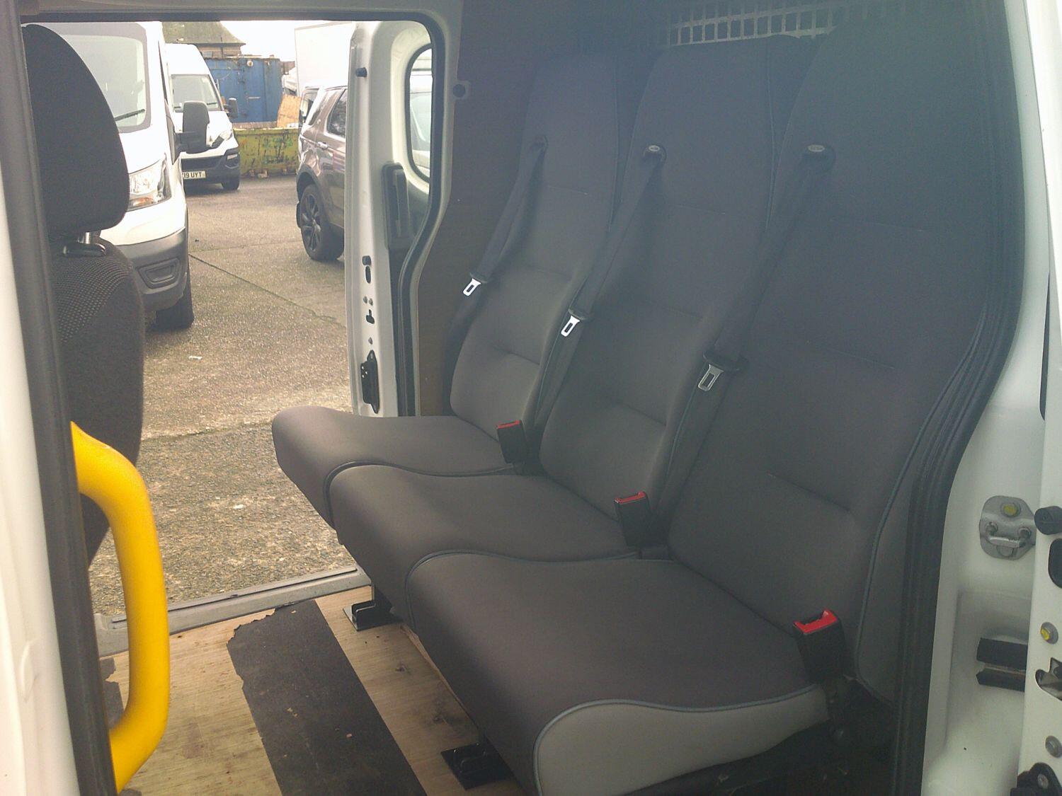 Nissan NV200