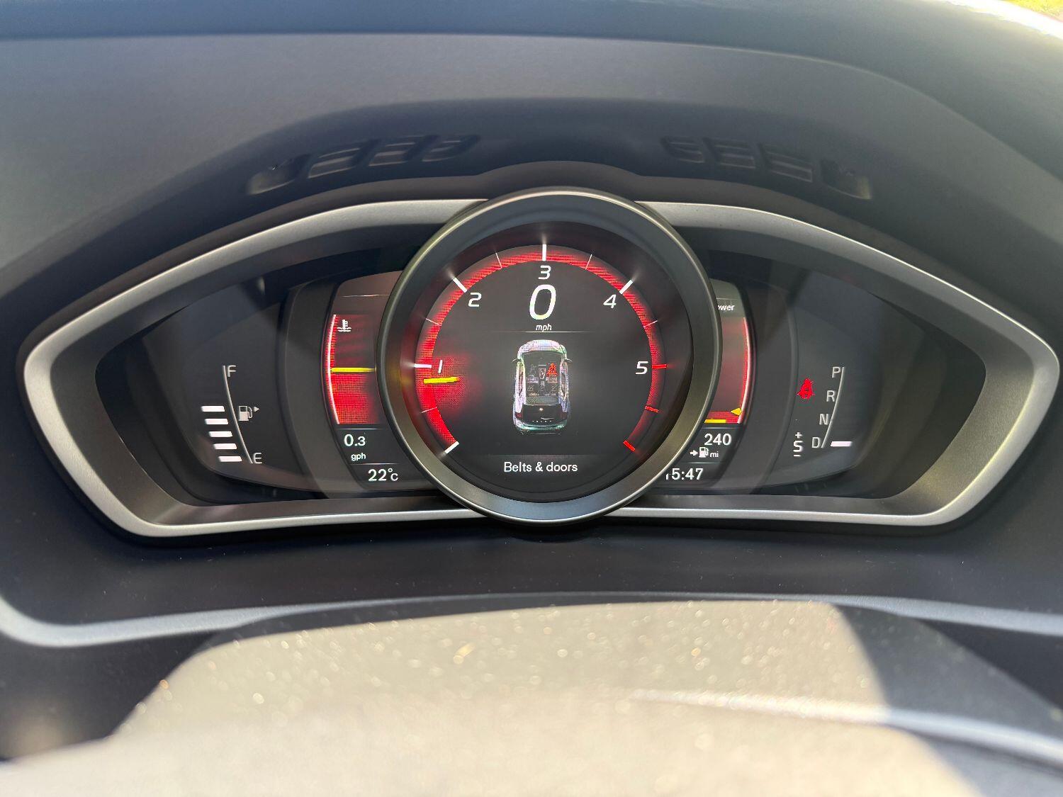 Volvo V40