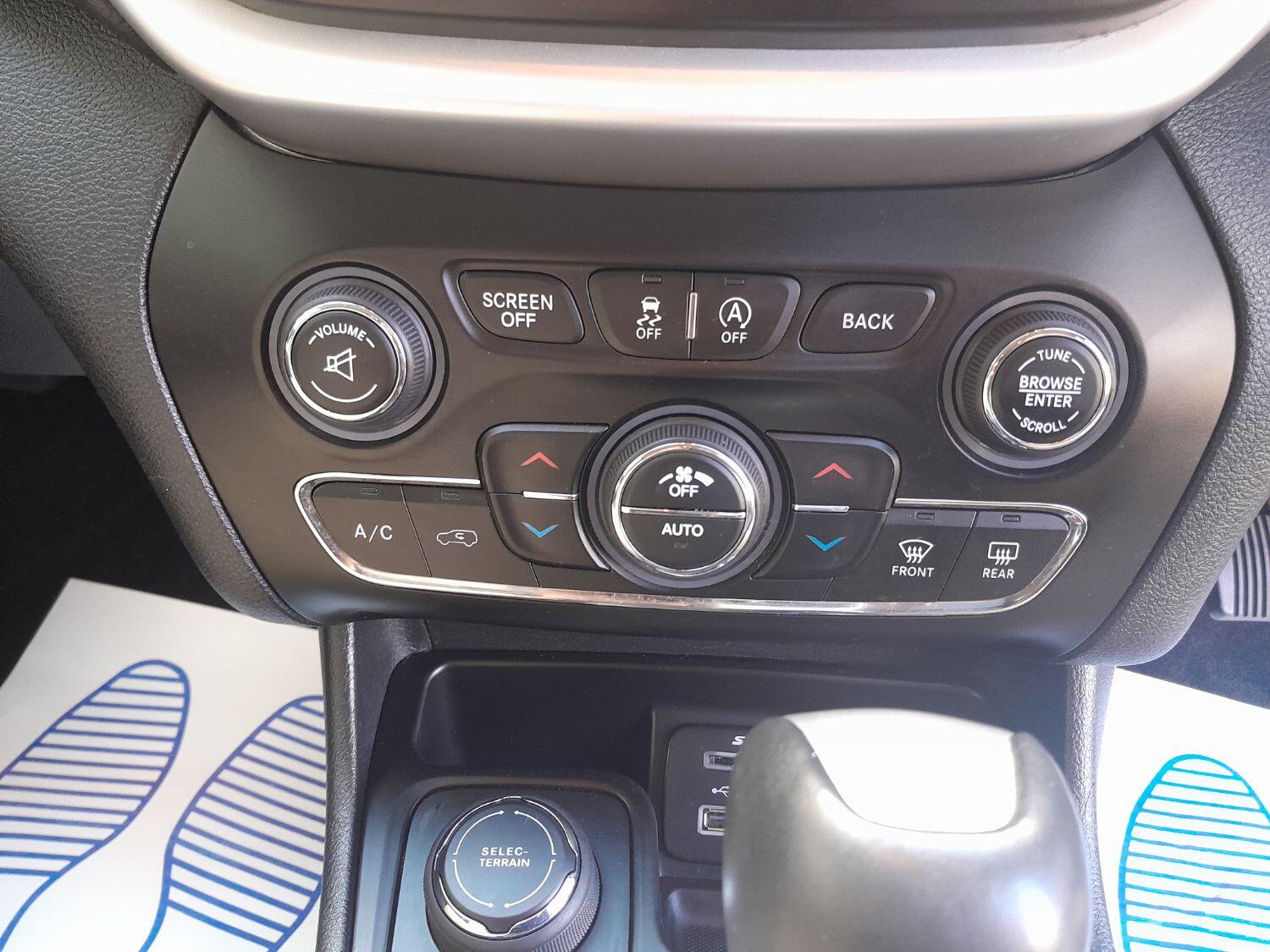 Jeep Cherokee