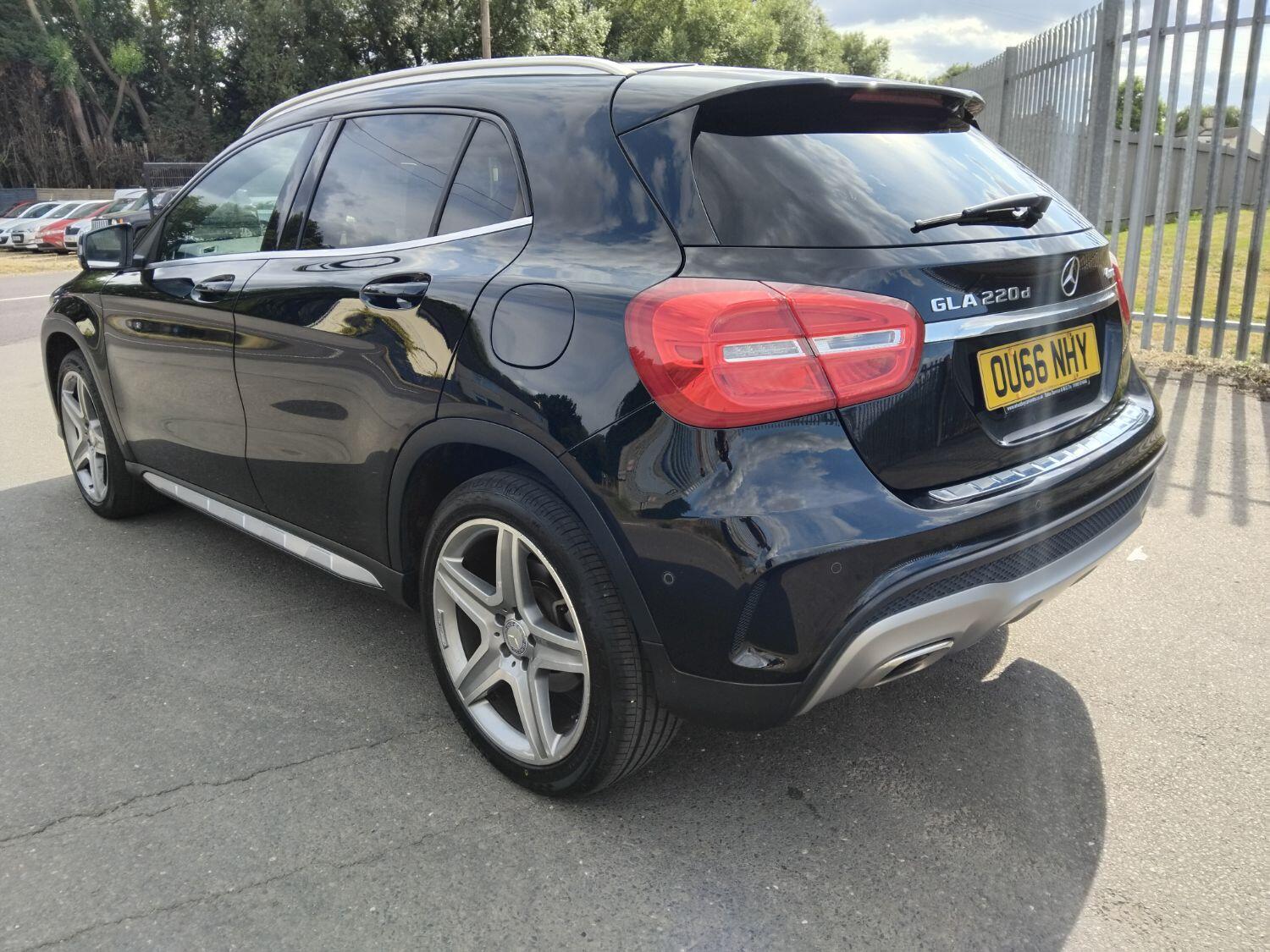 Mercedes Benz GLA Class